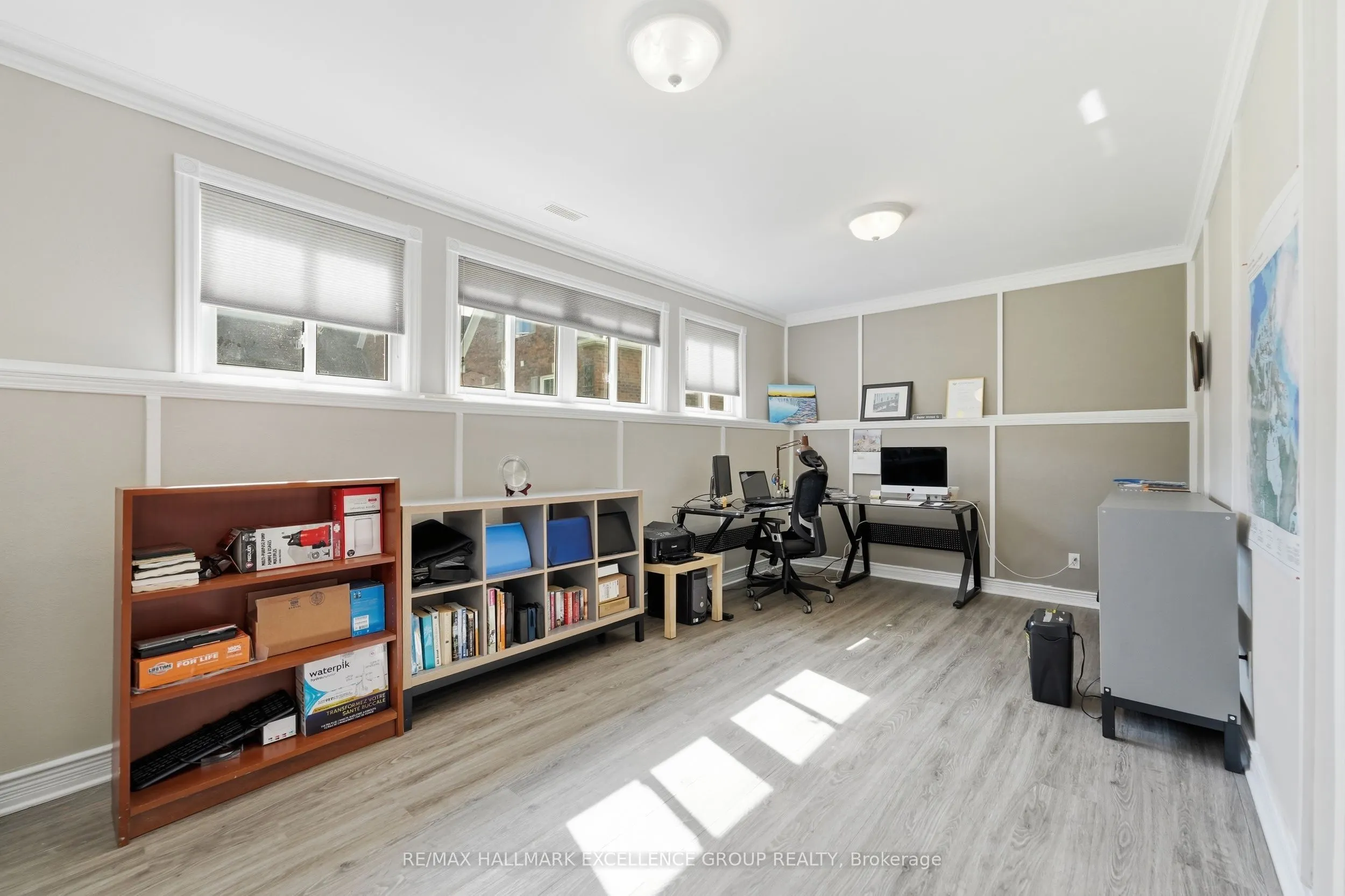 2985 Leo Lane