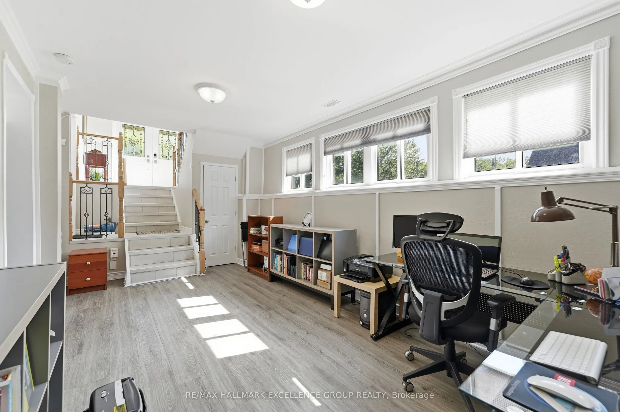 2985 Leo Lane