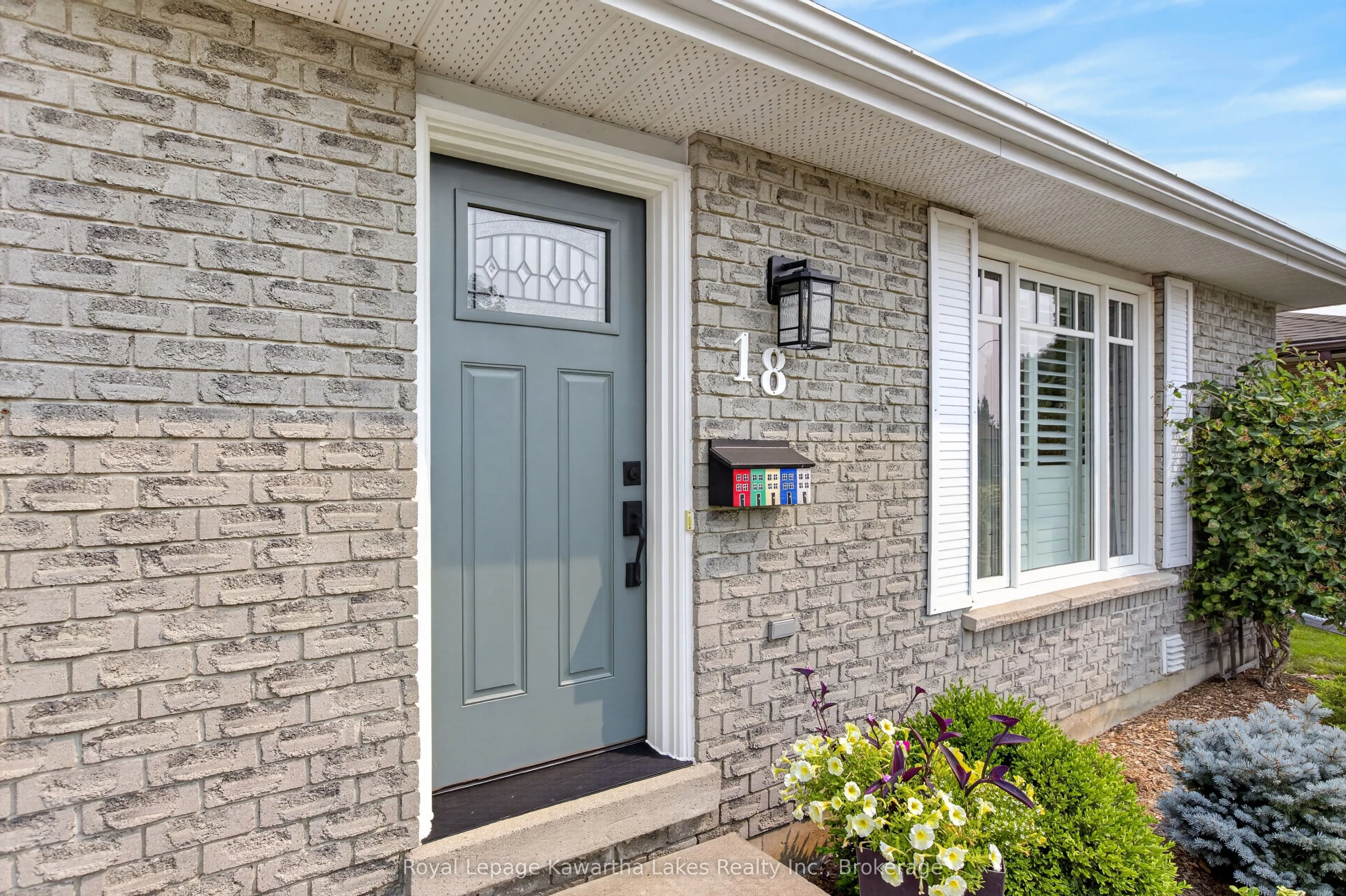 18 Madill Crescent