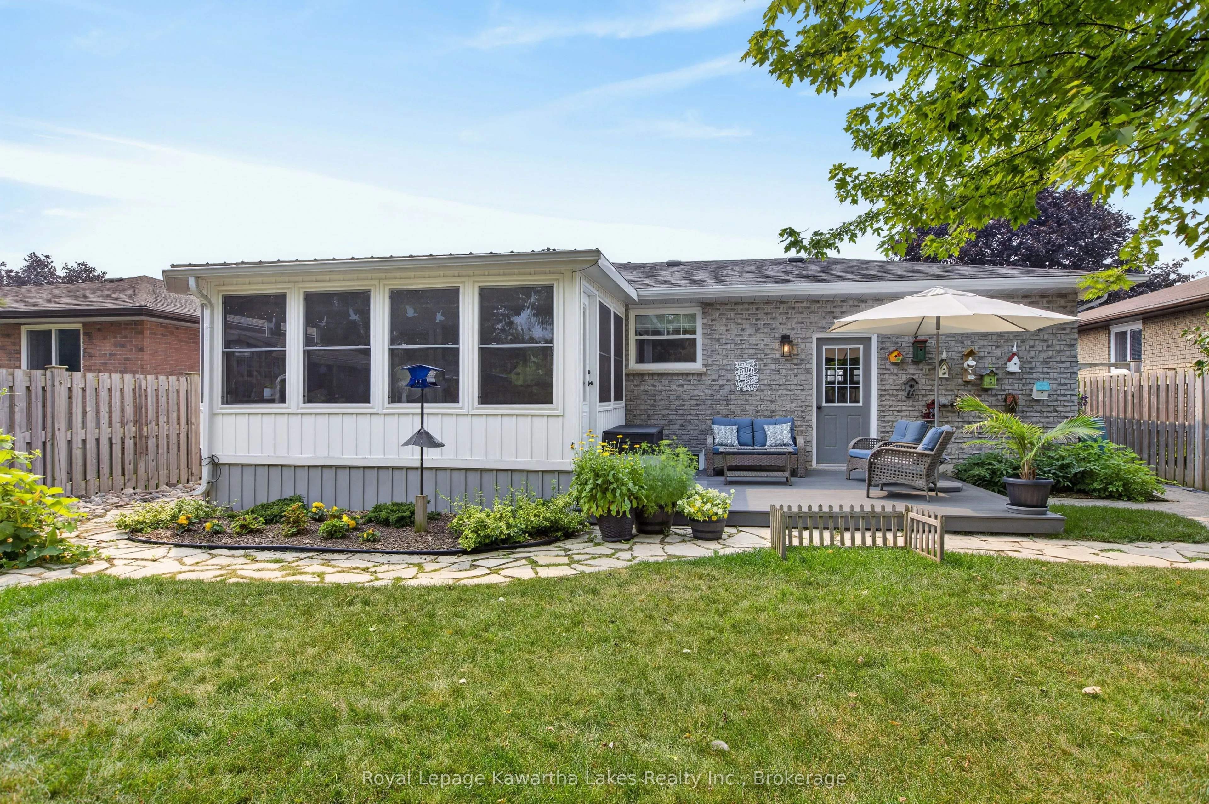 18 Madill Crescent