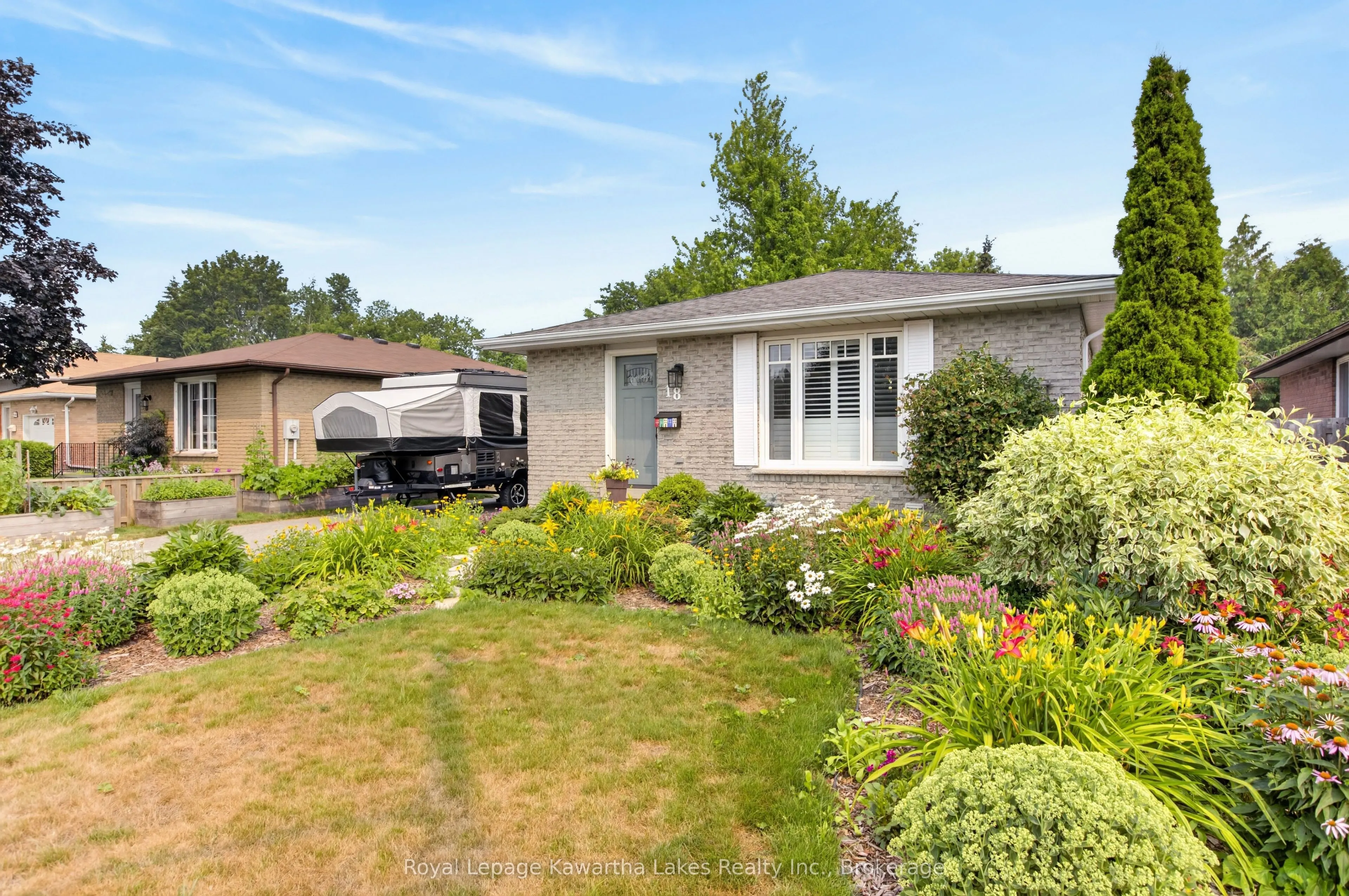 18 Madill Crescent