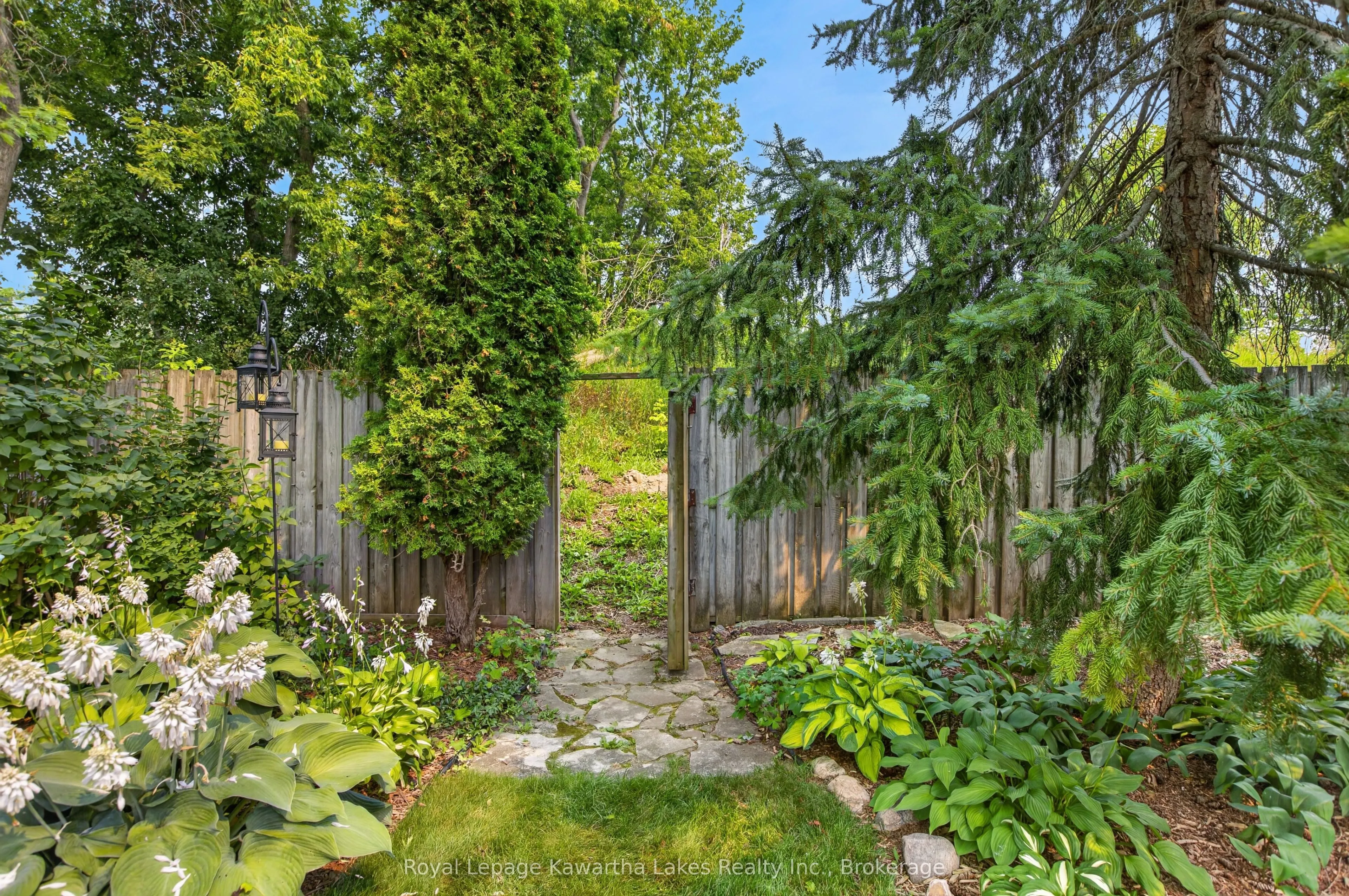 18 Madill Crescent