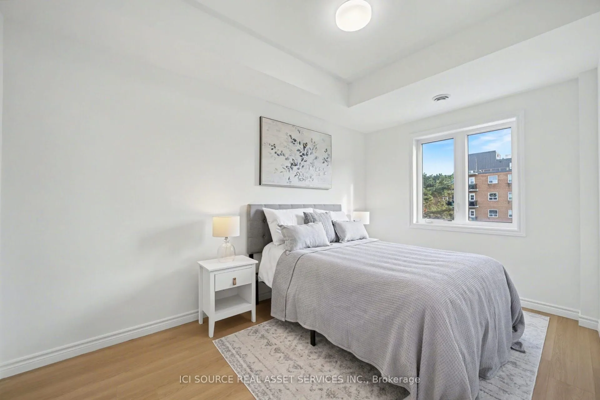2 Slessor Boulevard #10
