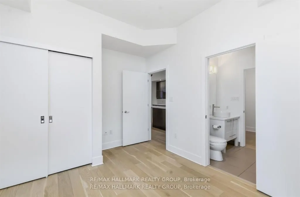 101 Richmond Road #611