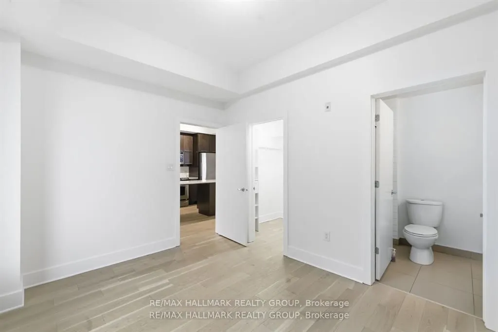 101 Richmond Road #611