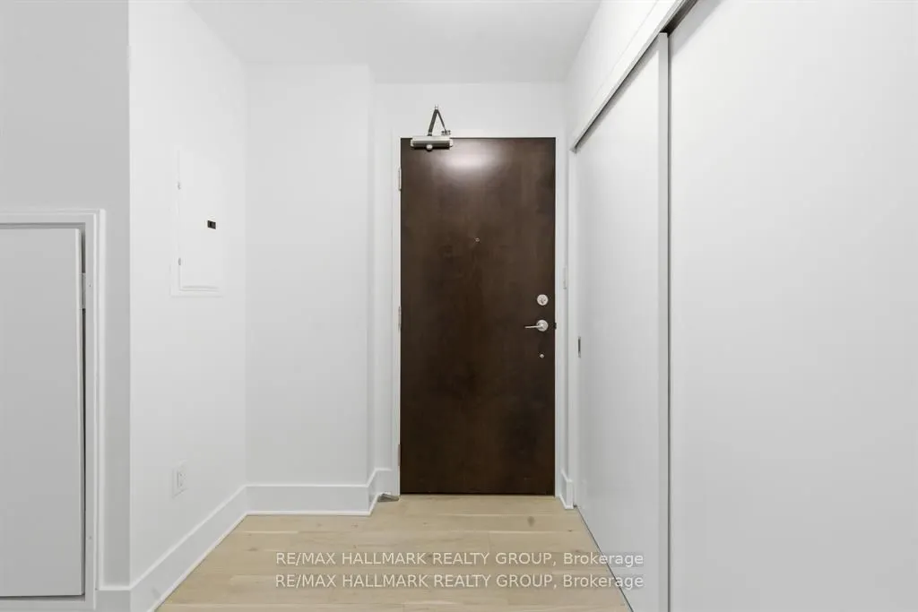 101 Richmond Road #611