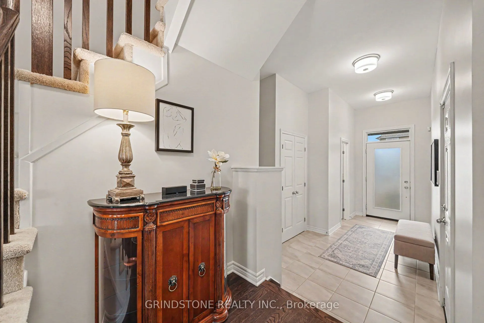 203 Trollius Way