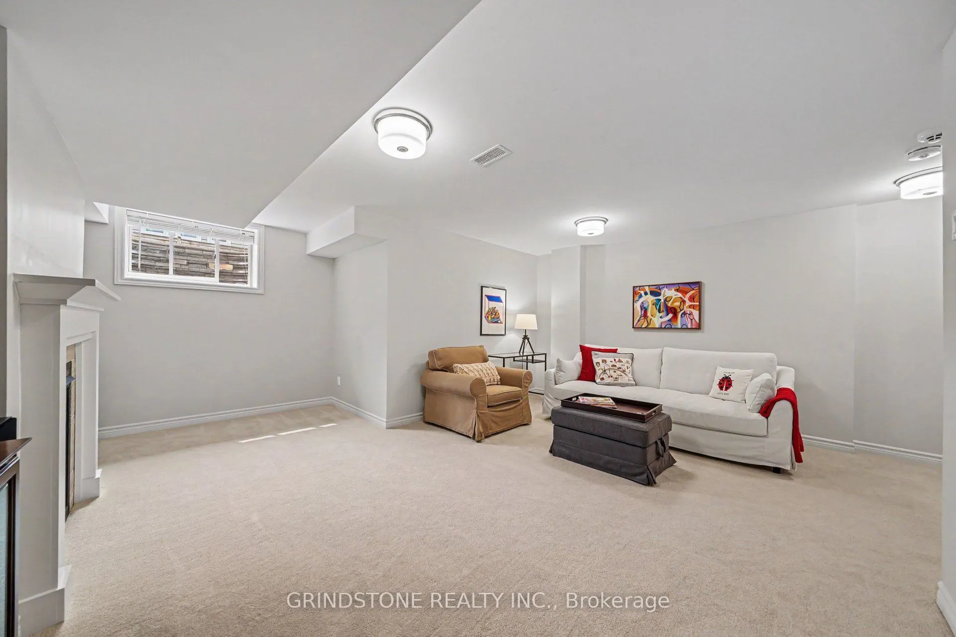 203 Trollius Way
