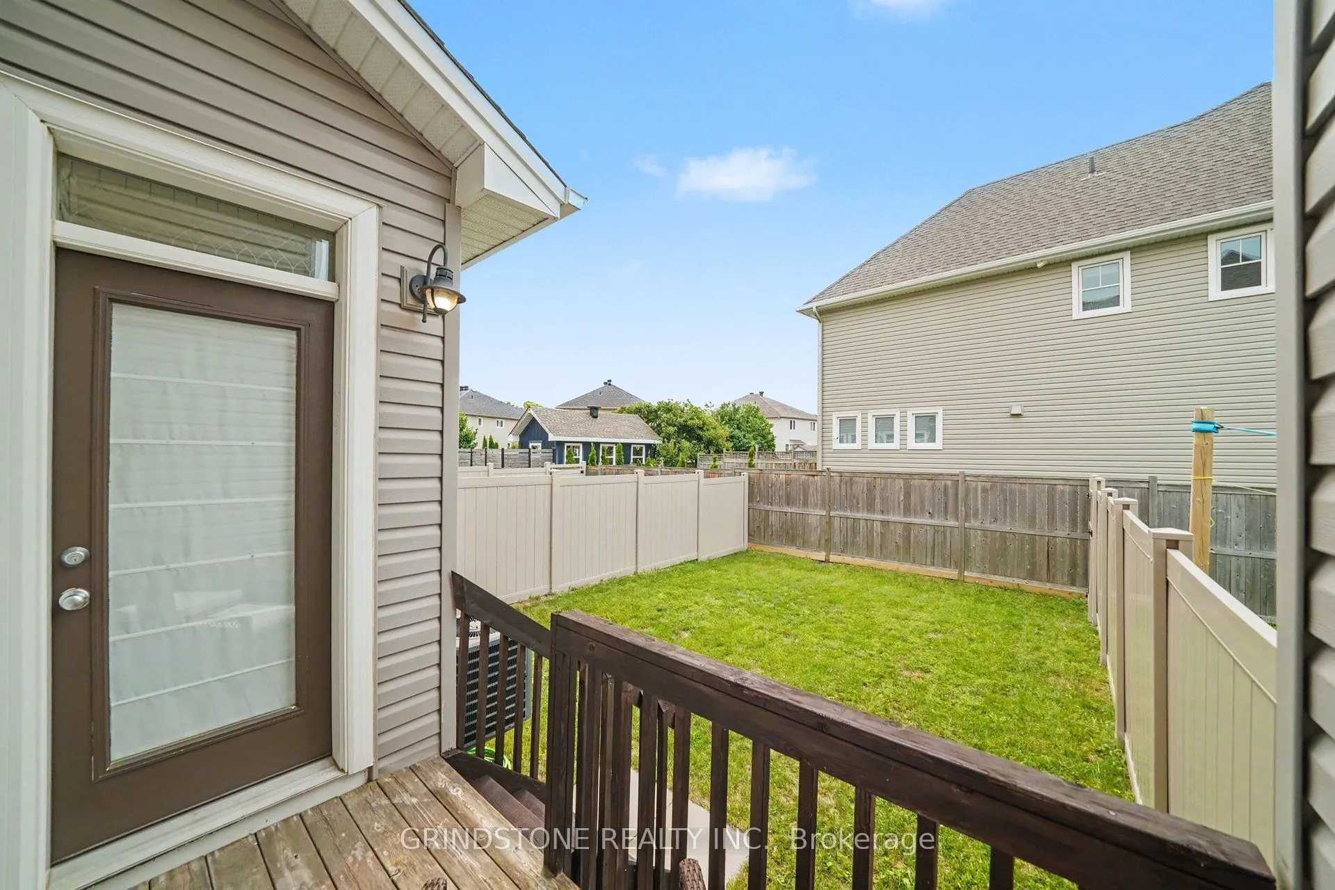 203 Trollius Way