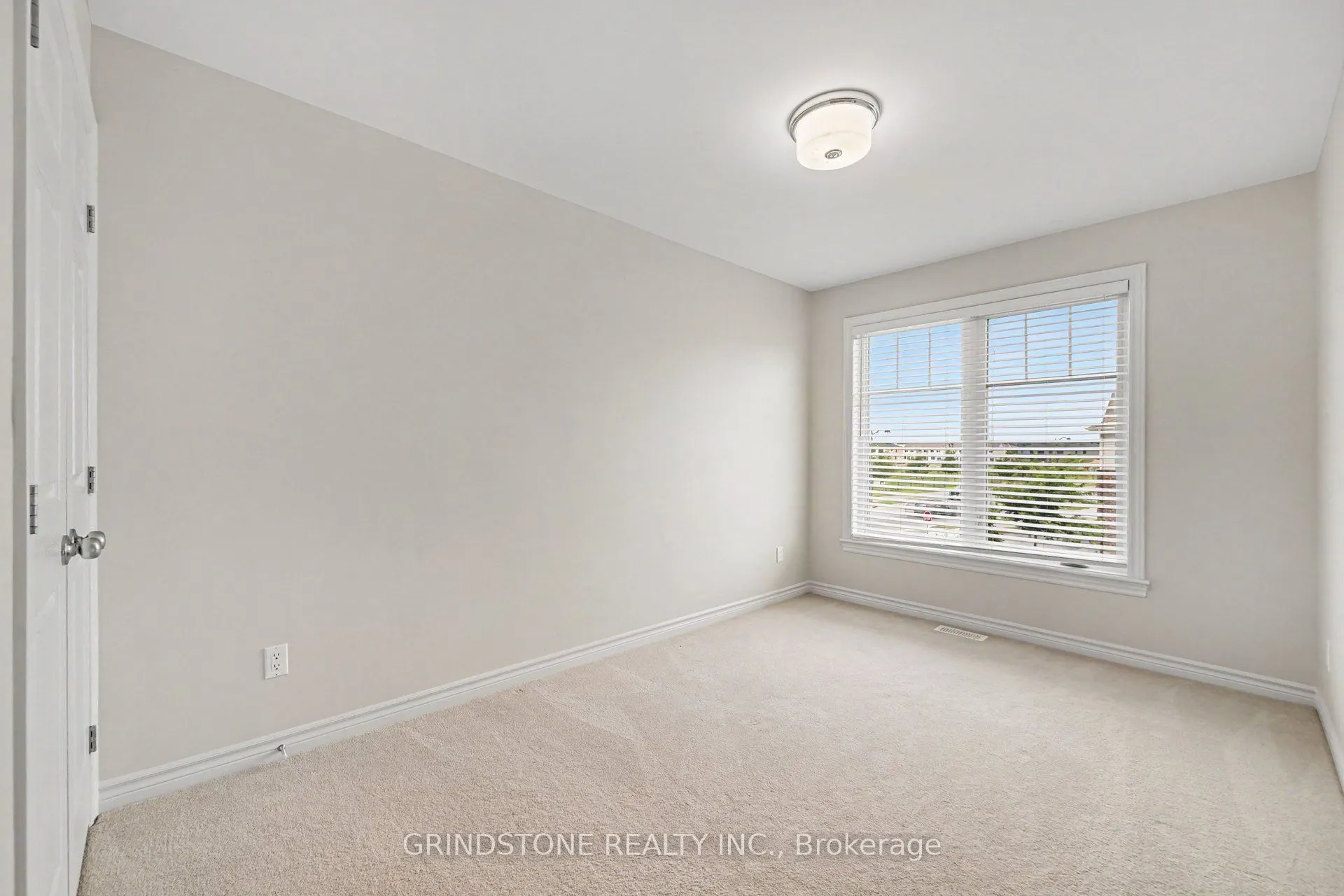 203 Trollius Way