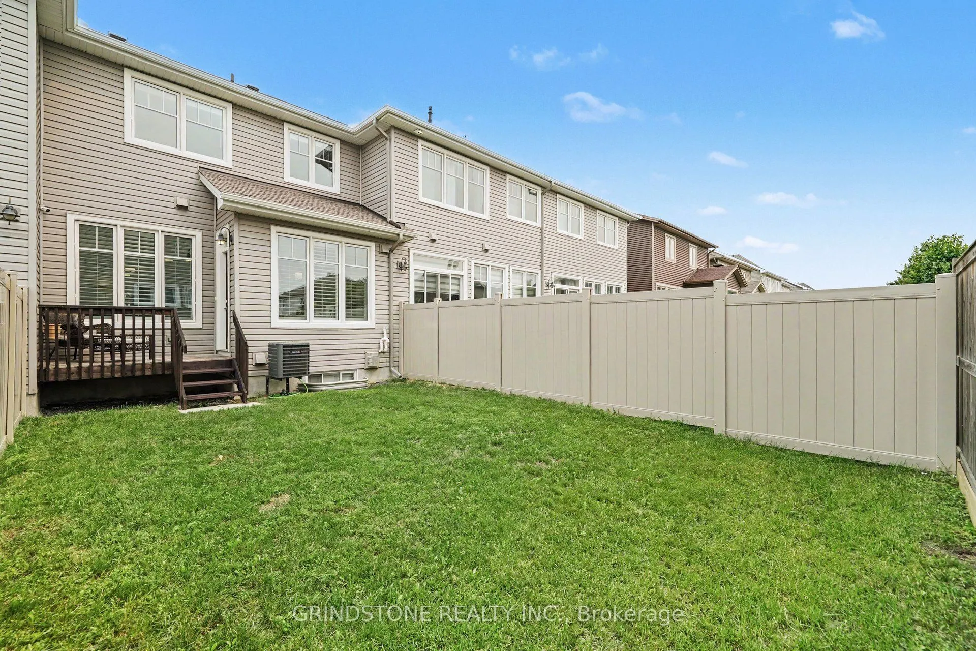 203 Trollius Way