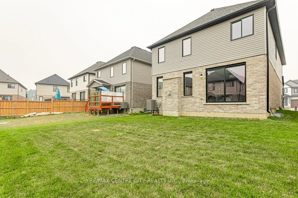 1761 Finley Crescent