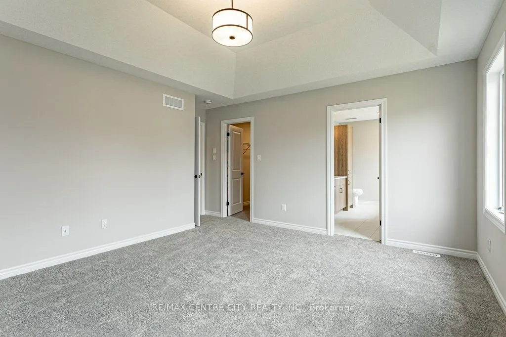 1761 Finley Crescent