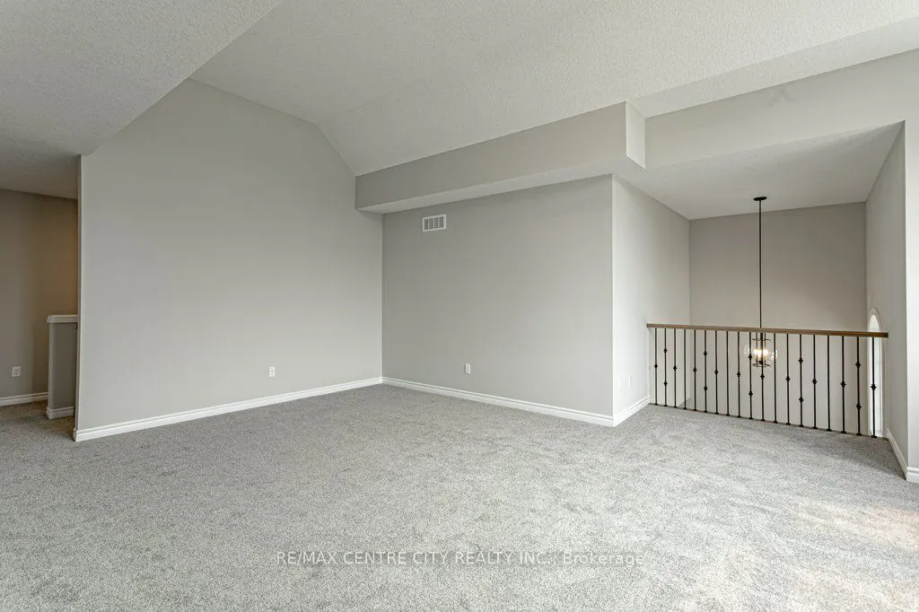 1761 Finley Crescent