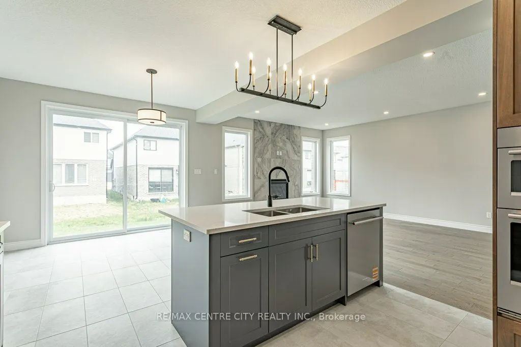 1761 Finley Crescent