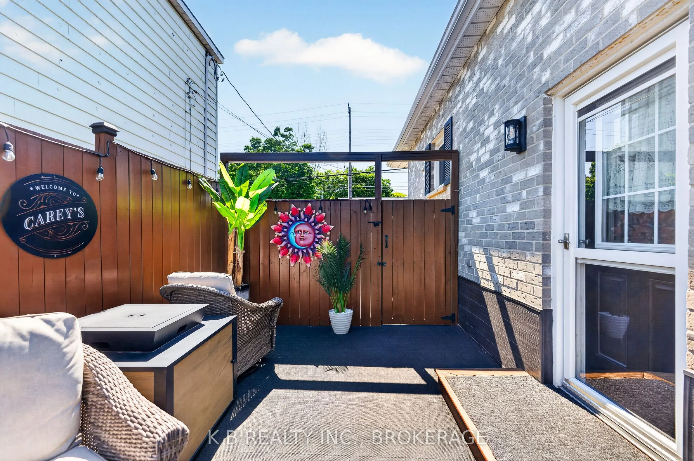 581 Division Street