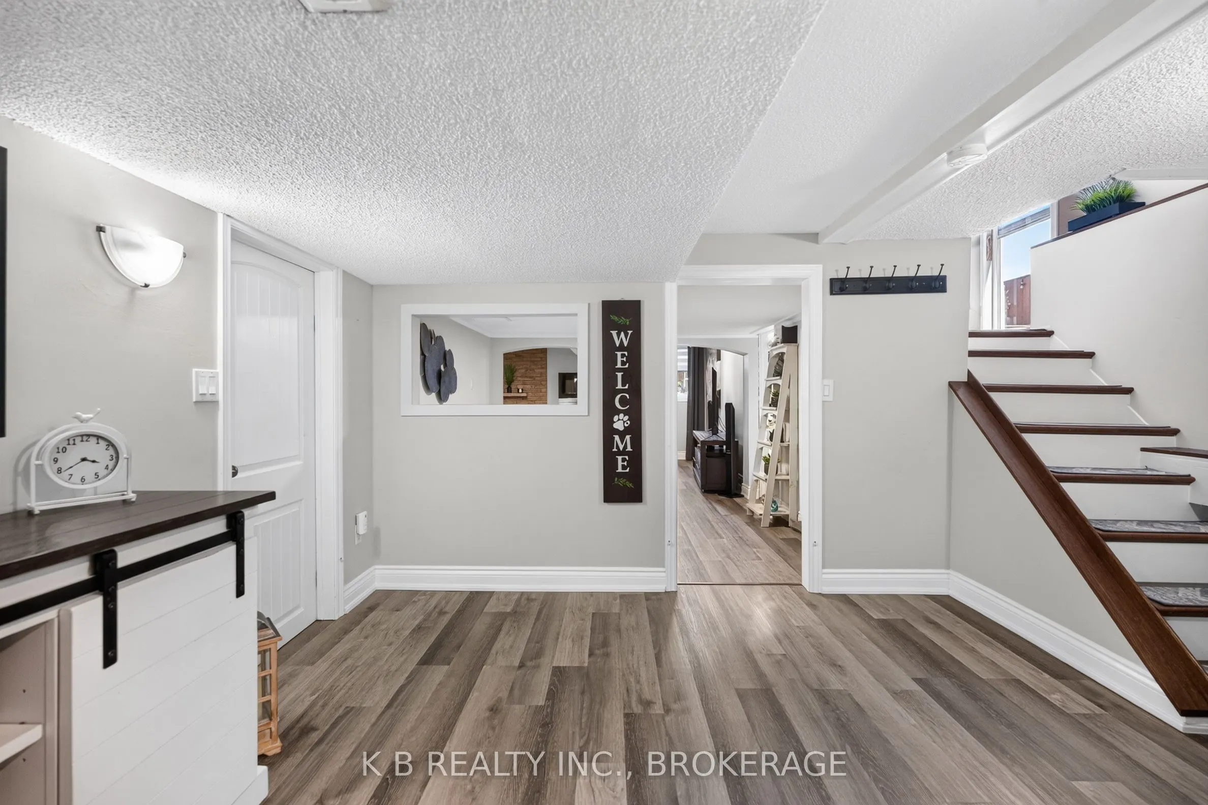 581 Division Street