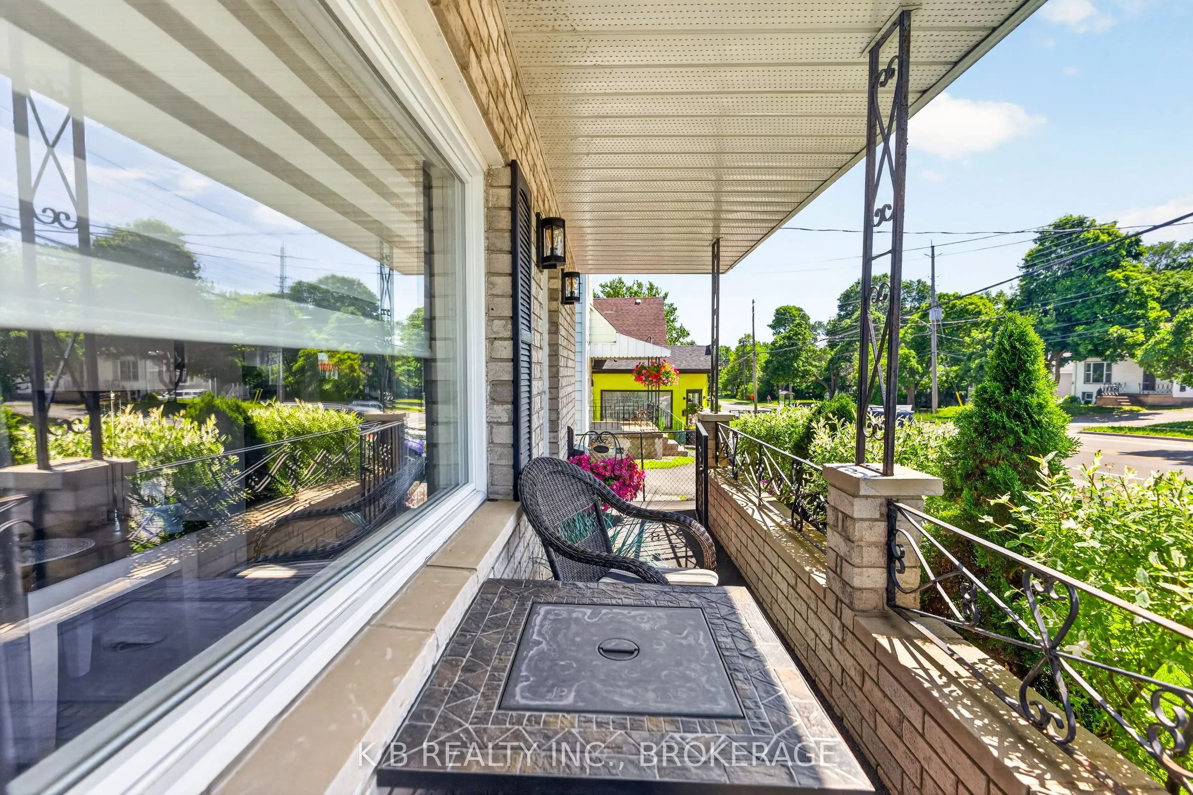 581 Division Street
