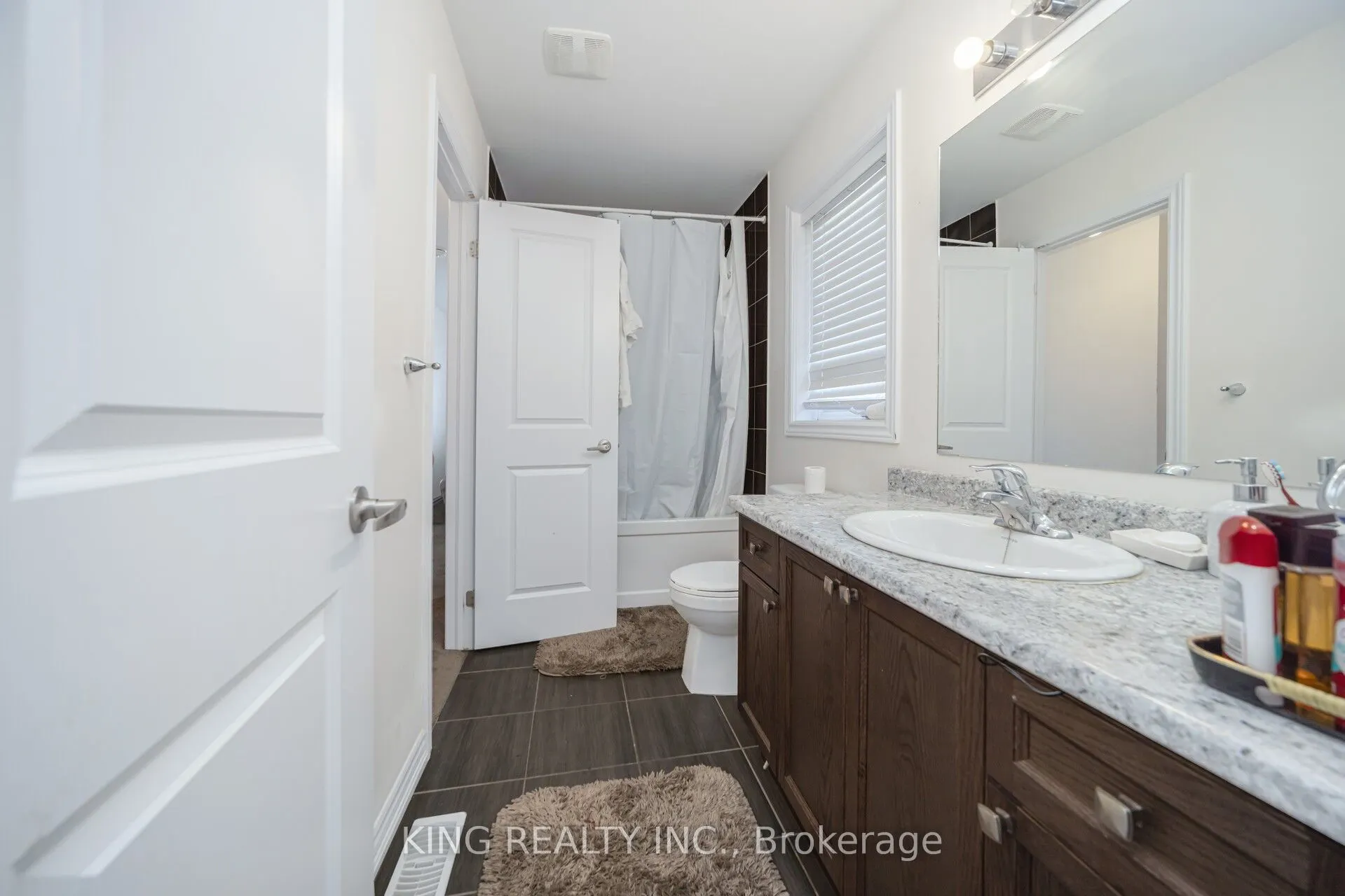 7 Todd Crescent
