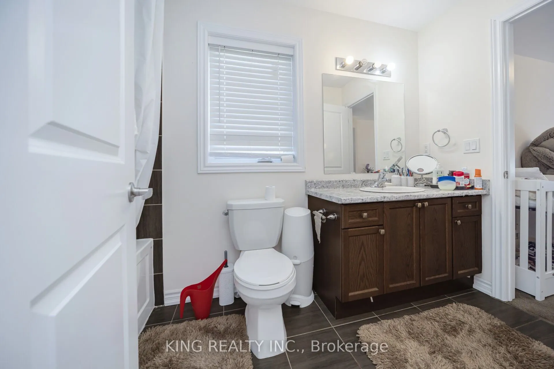 7 Todd Crescent
