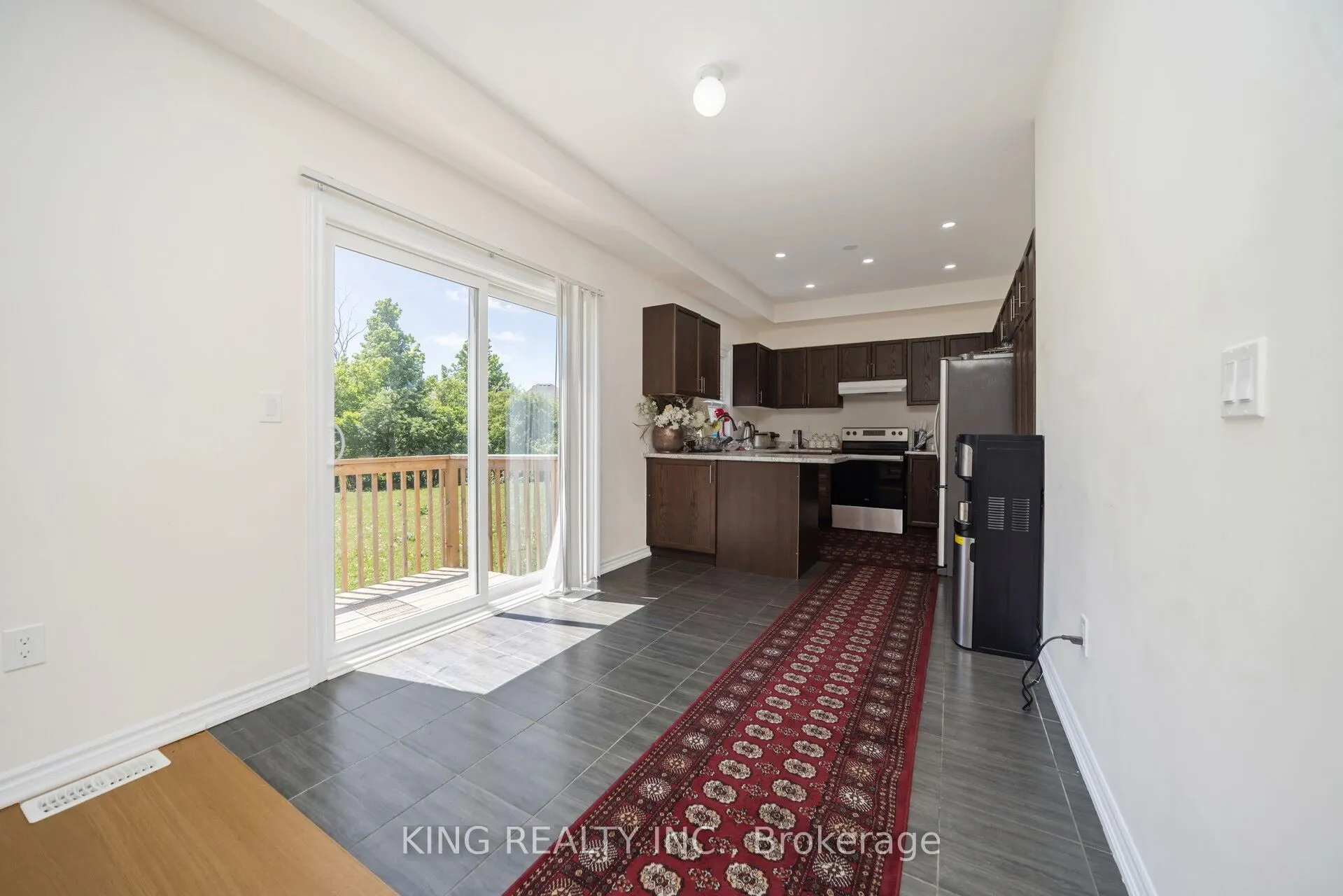7 Todd Crescent