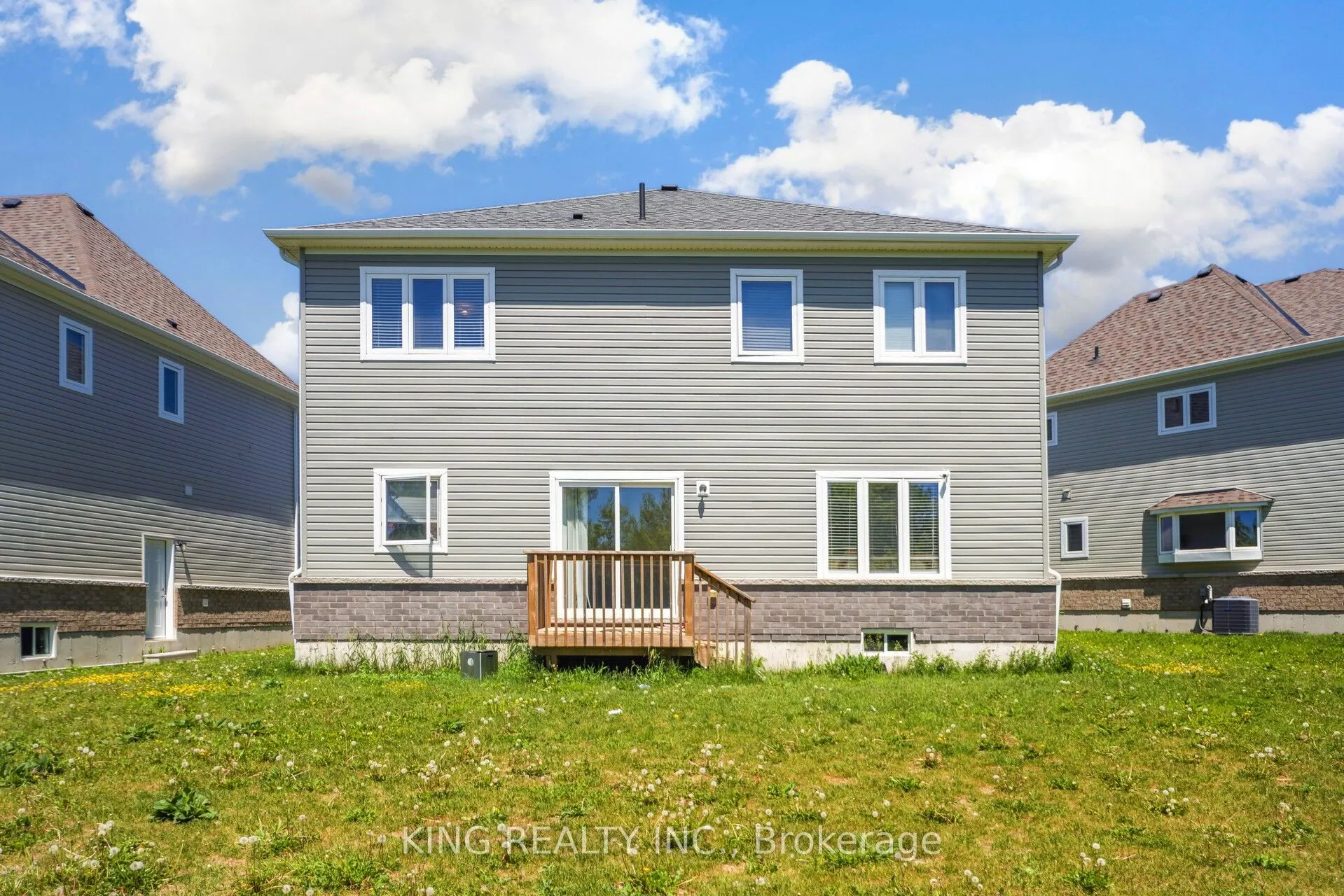 7 Todd Crescent