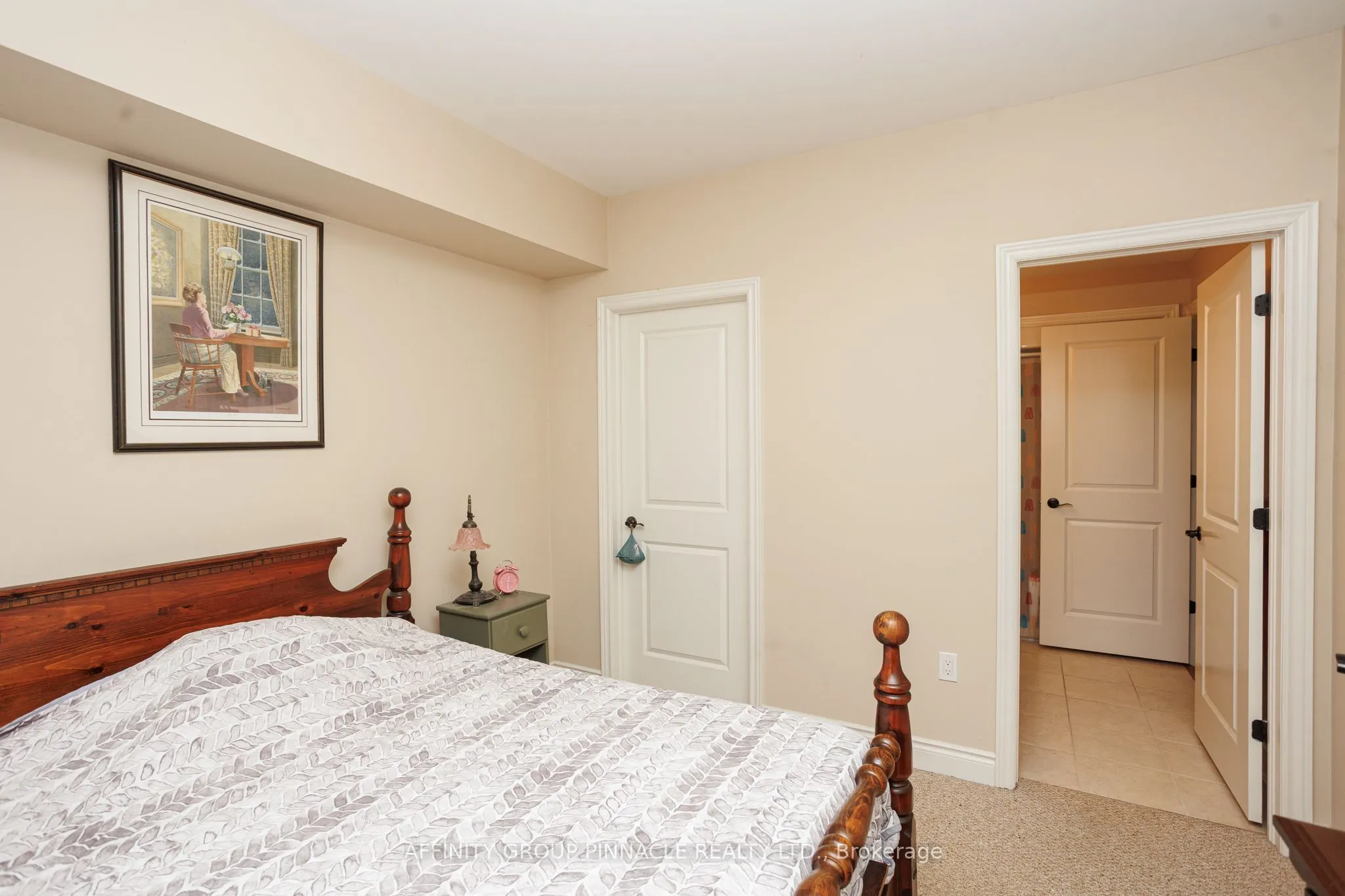 94 Francis Street W #105
