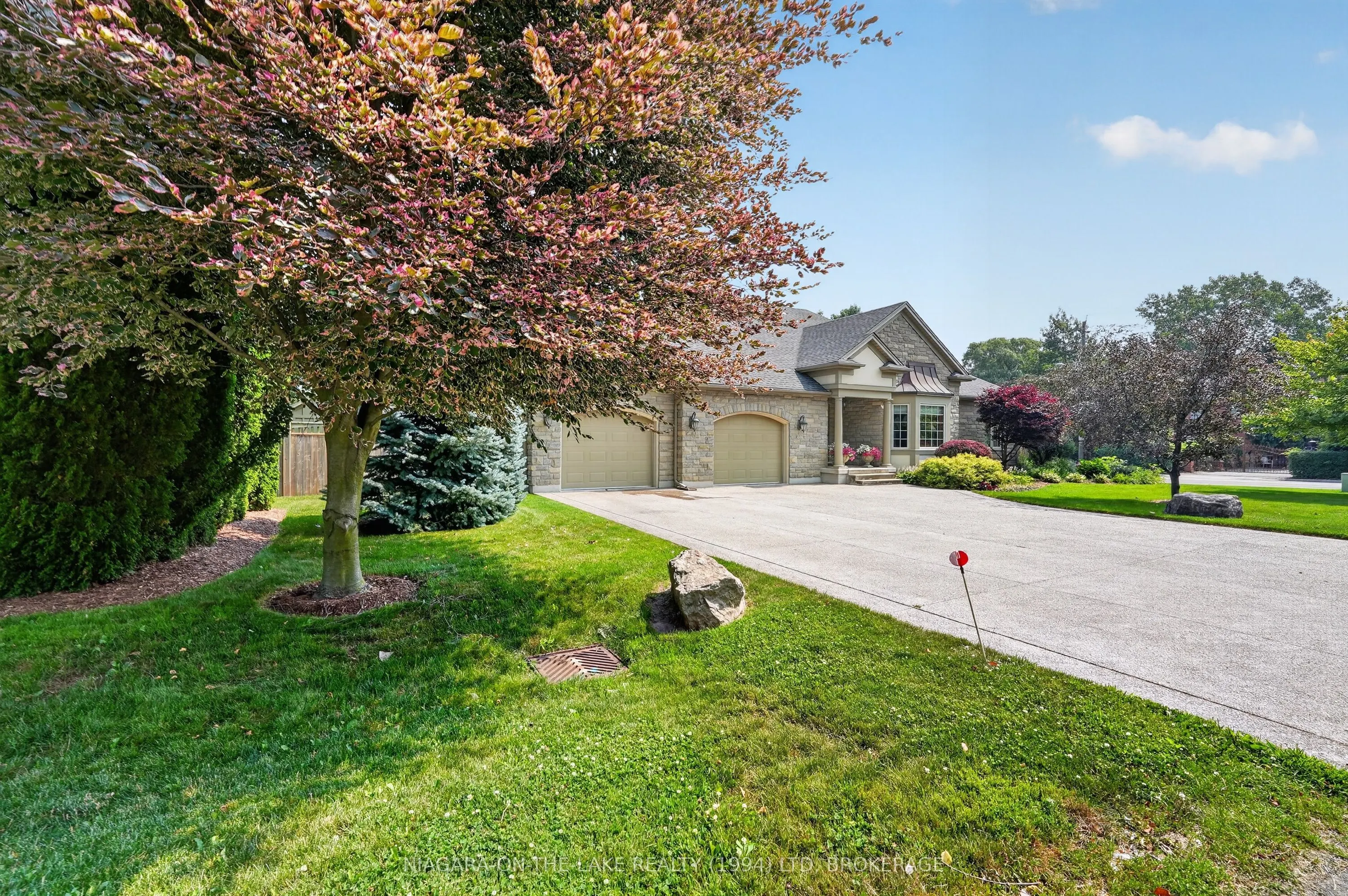 222 Four Mile Creek Road W