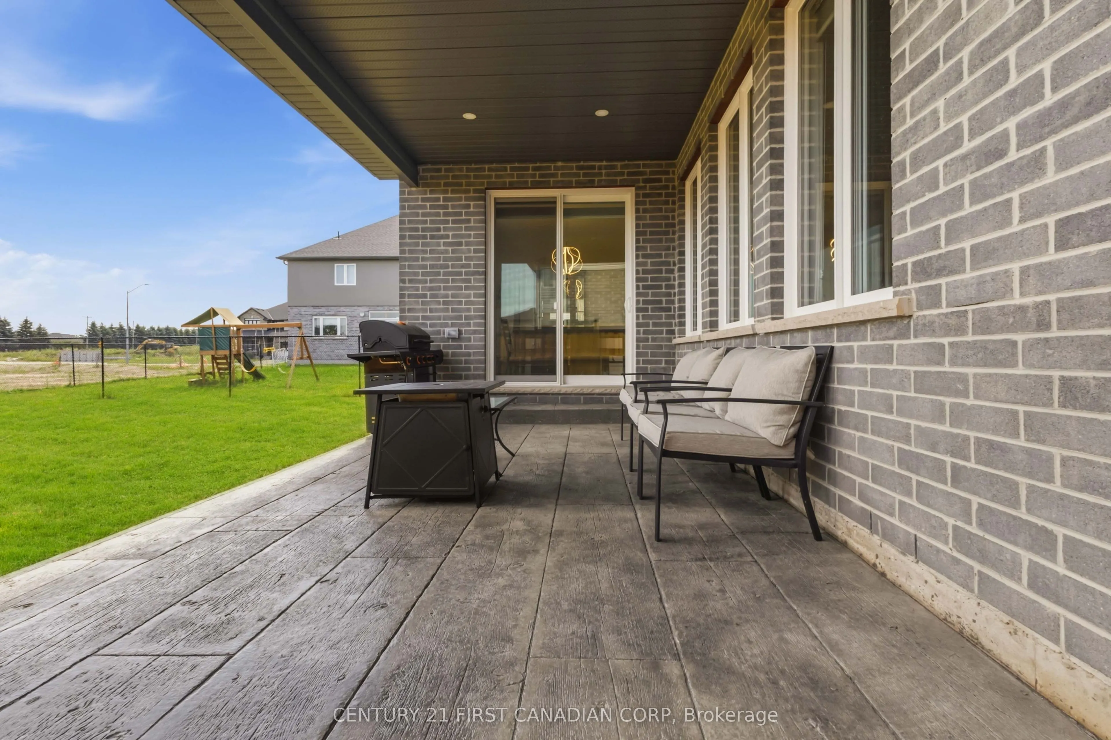68 Rosina Lane
