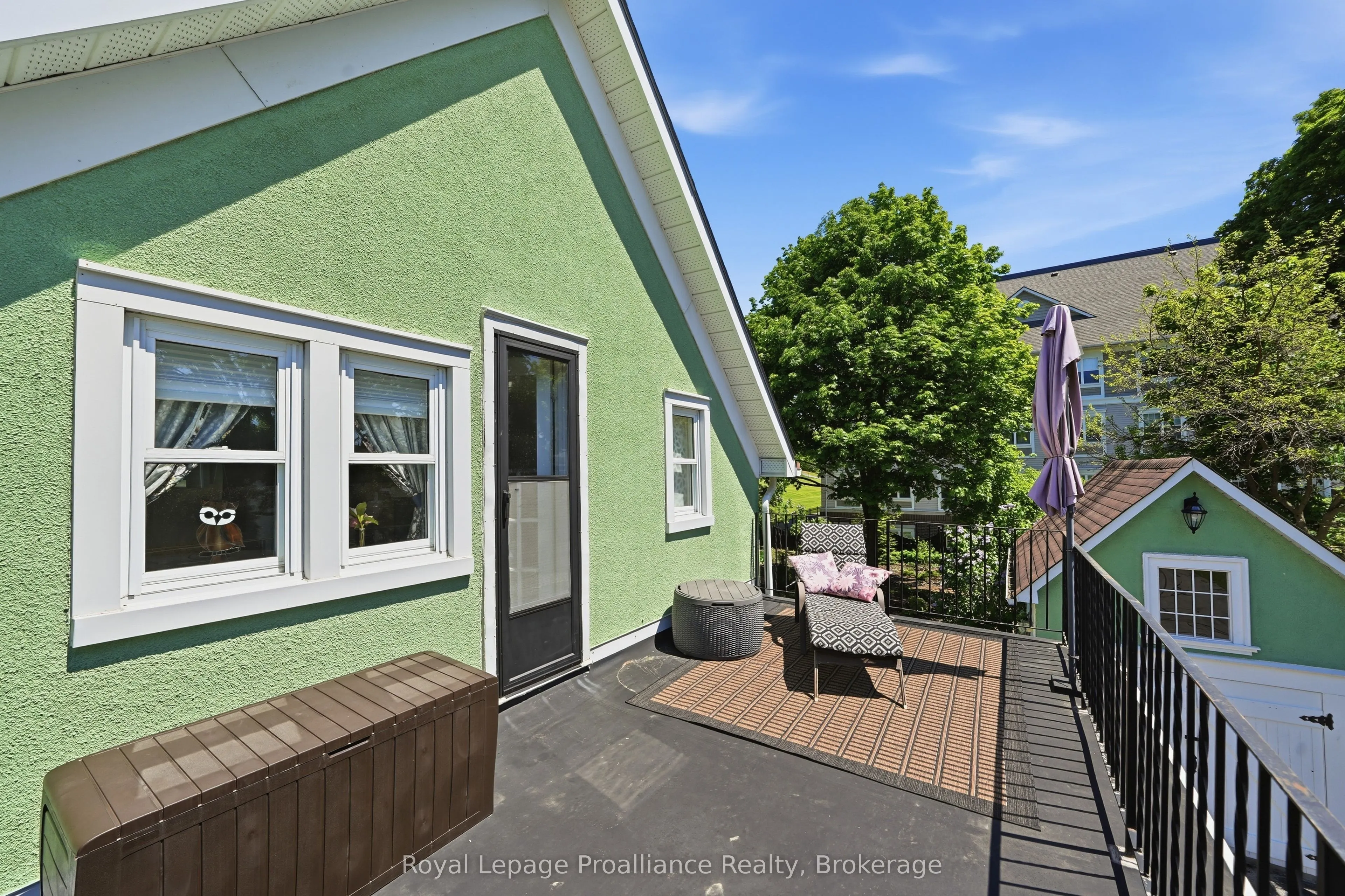 195 Maclellan Avenue