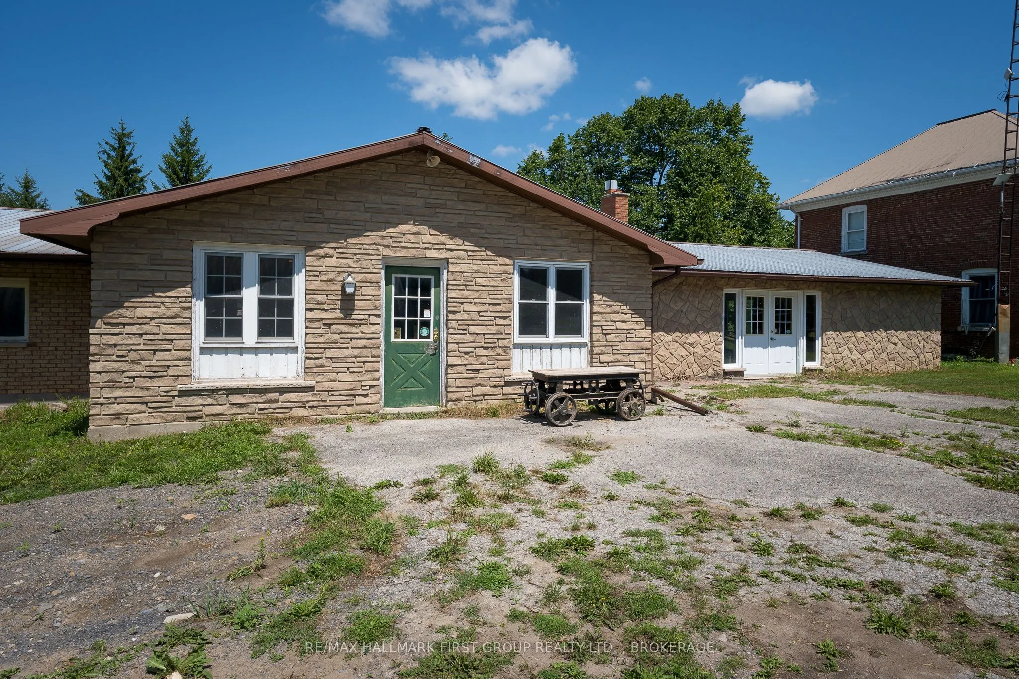 269 River Road