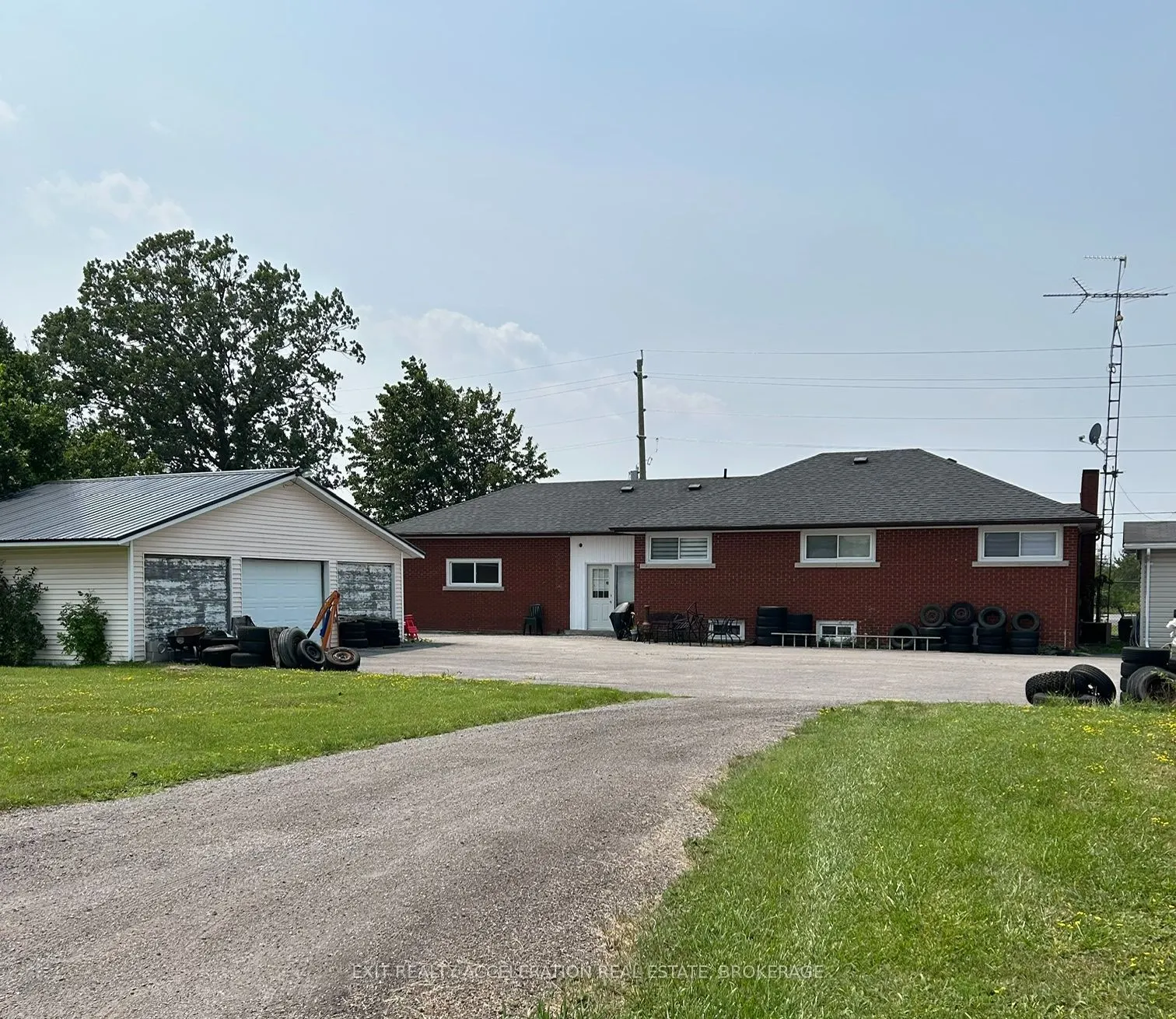 1085 County Rd 41