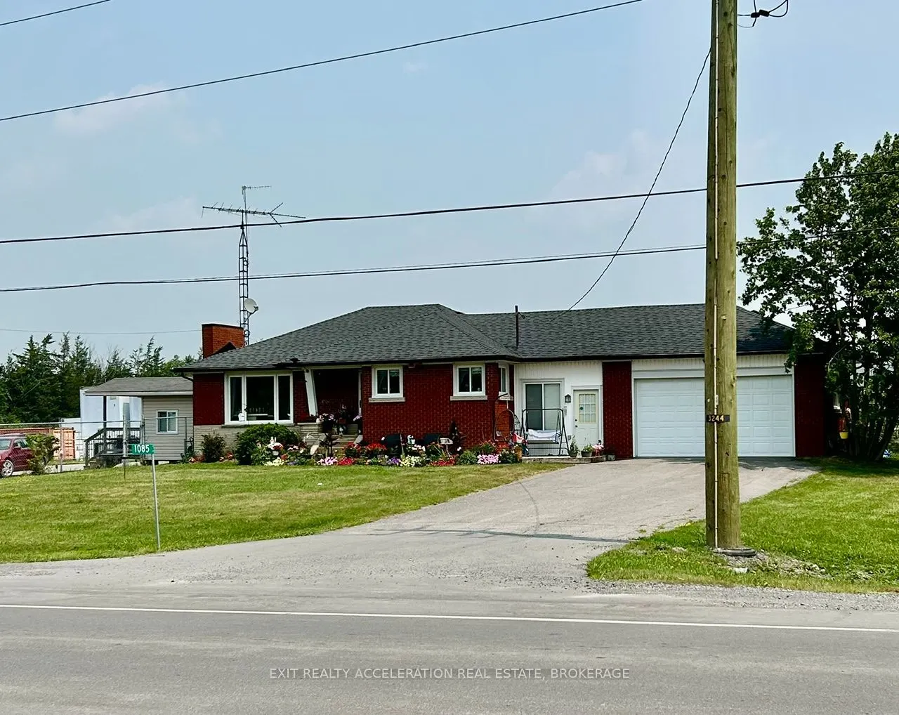1085 County Rd 41