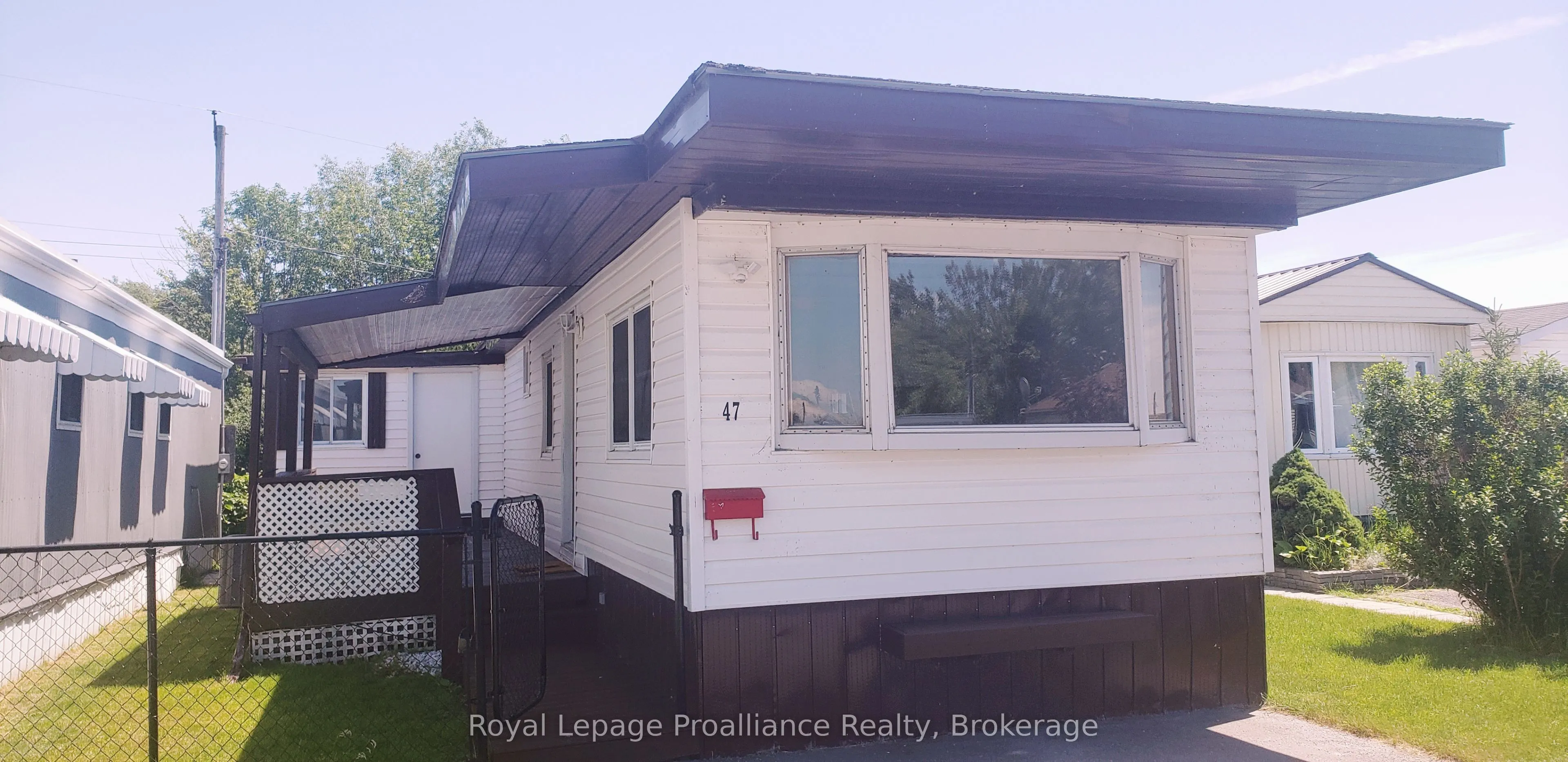 311 Dundas Street E #47