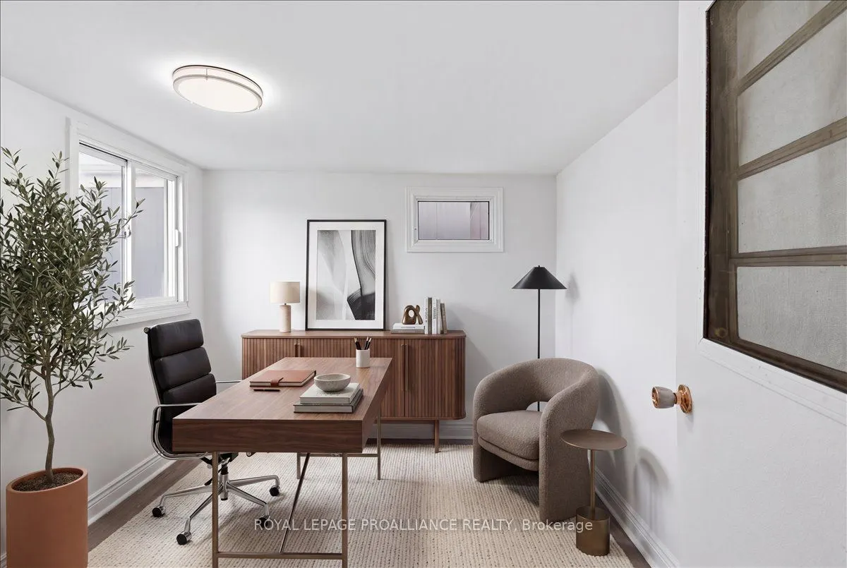 311 Dundas Street E #47