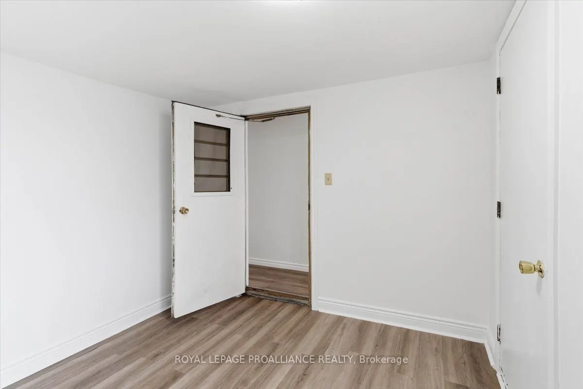 311 Dundas Street E #47