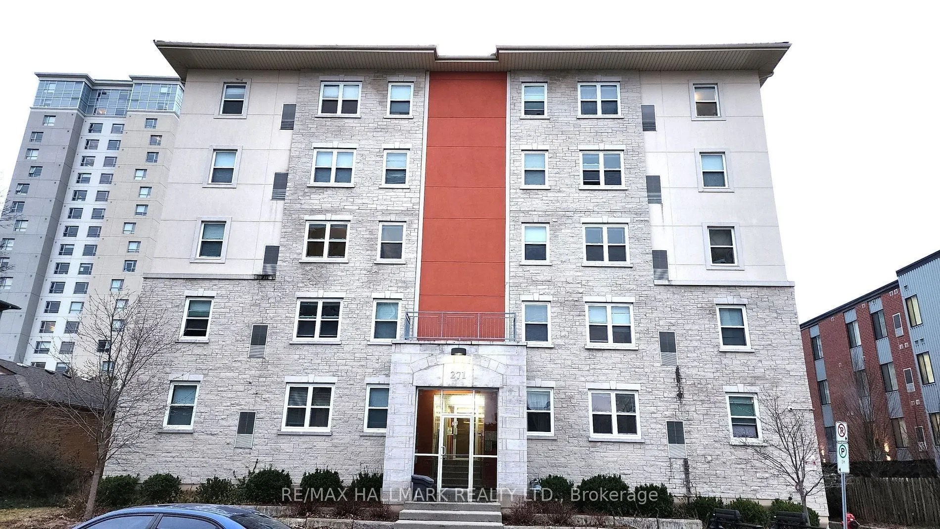 271 Lester Street #301