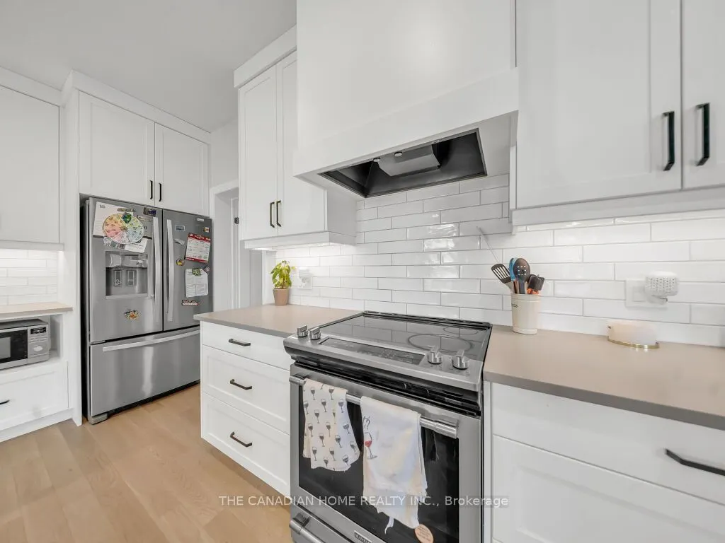 51 Keba Crescent N