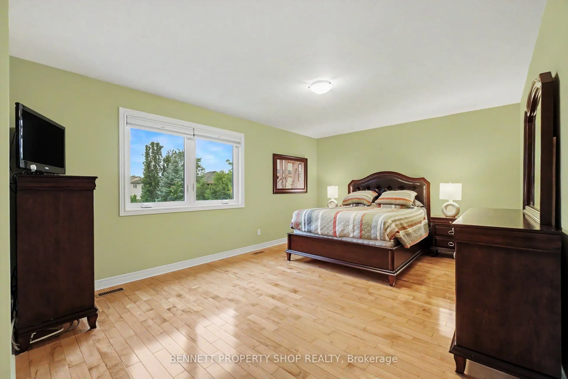 179 Sandra Crescent