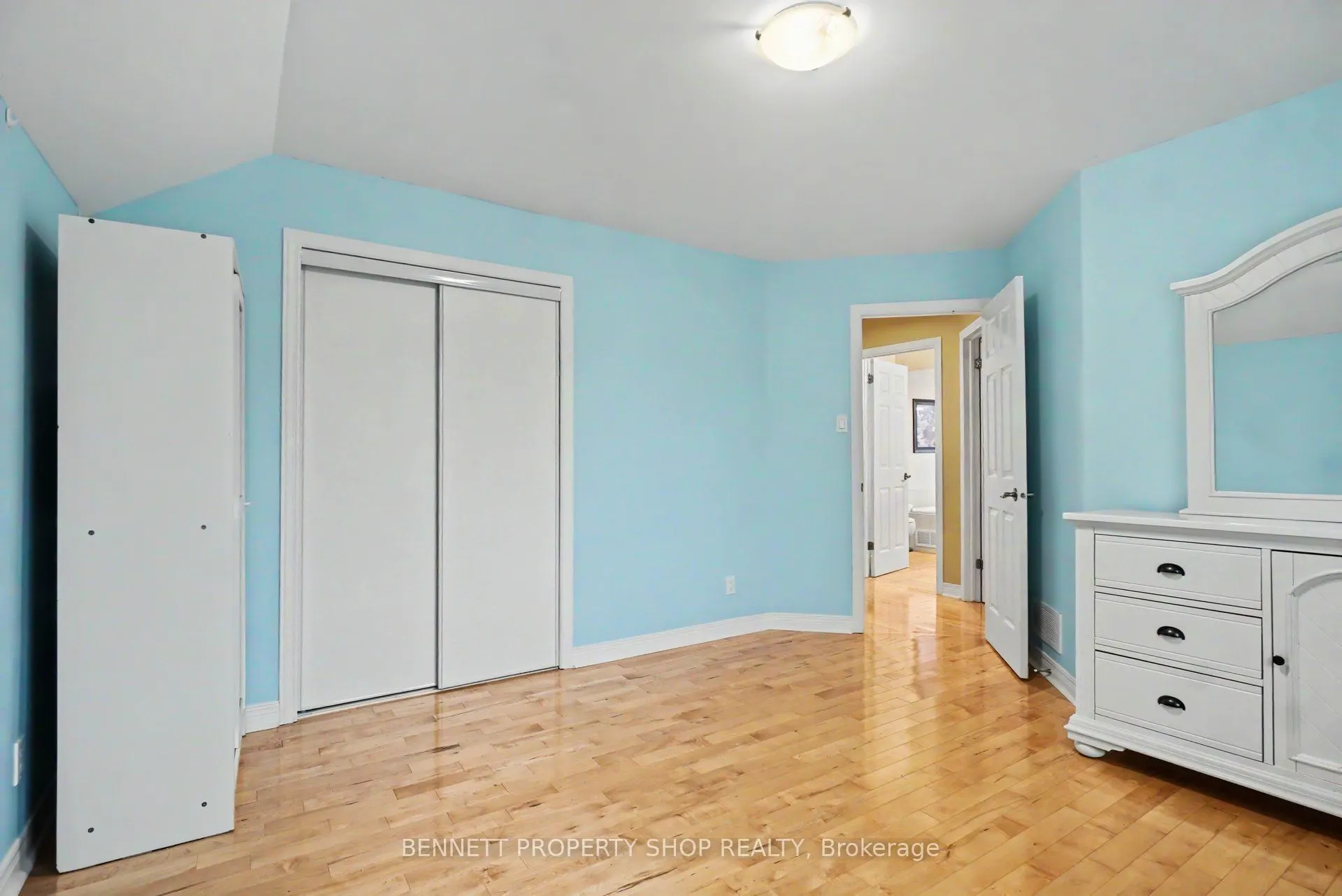 179 Sandra Crescent
