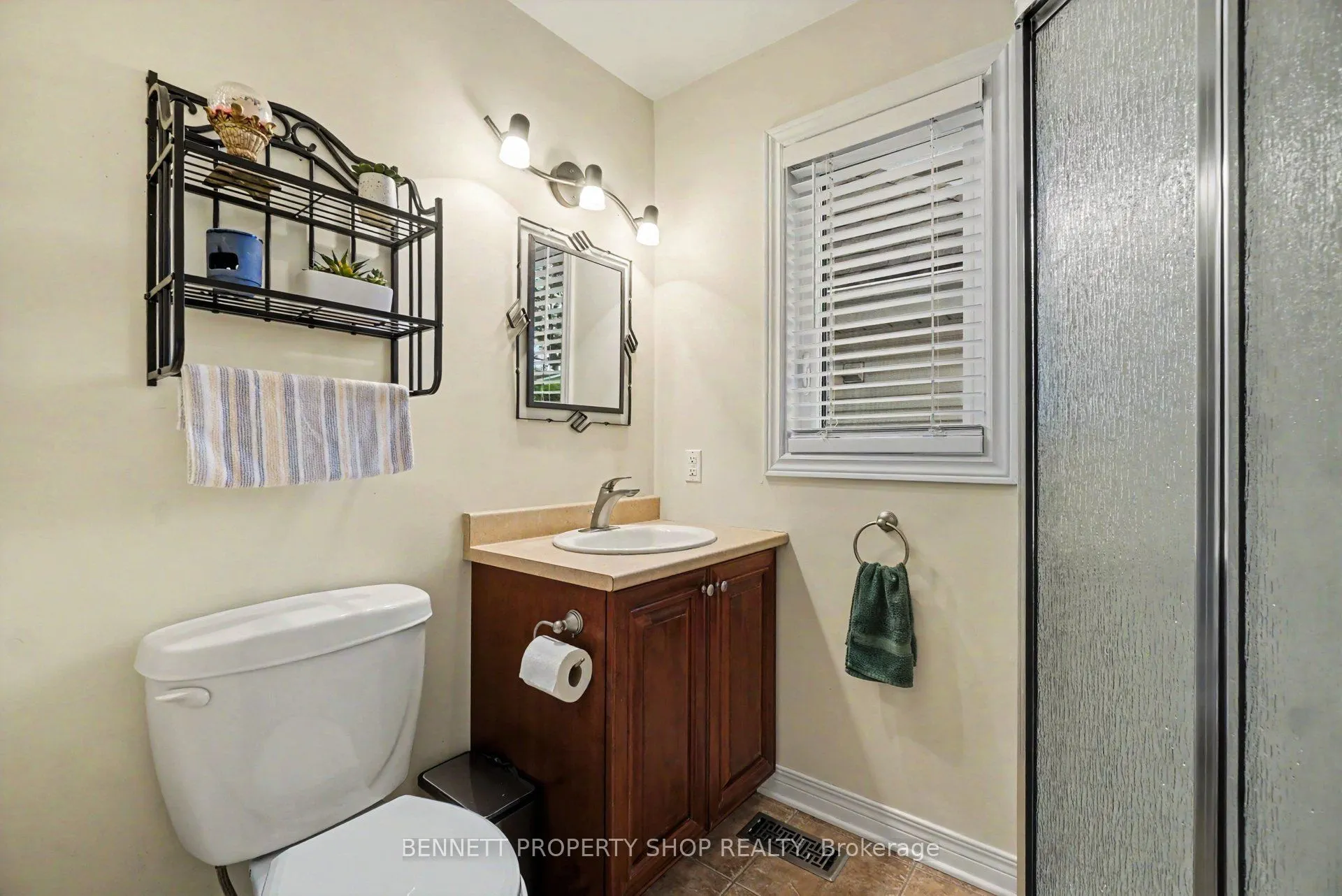 179 Sandra Crescent