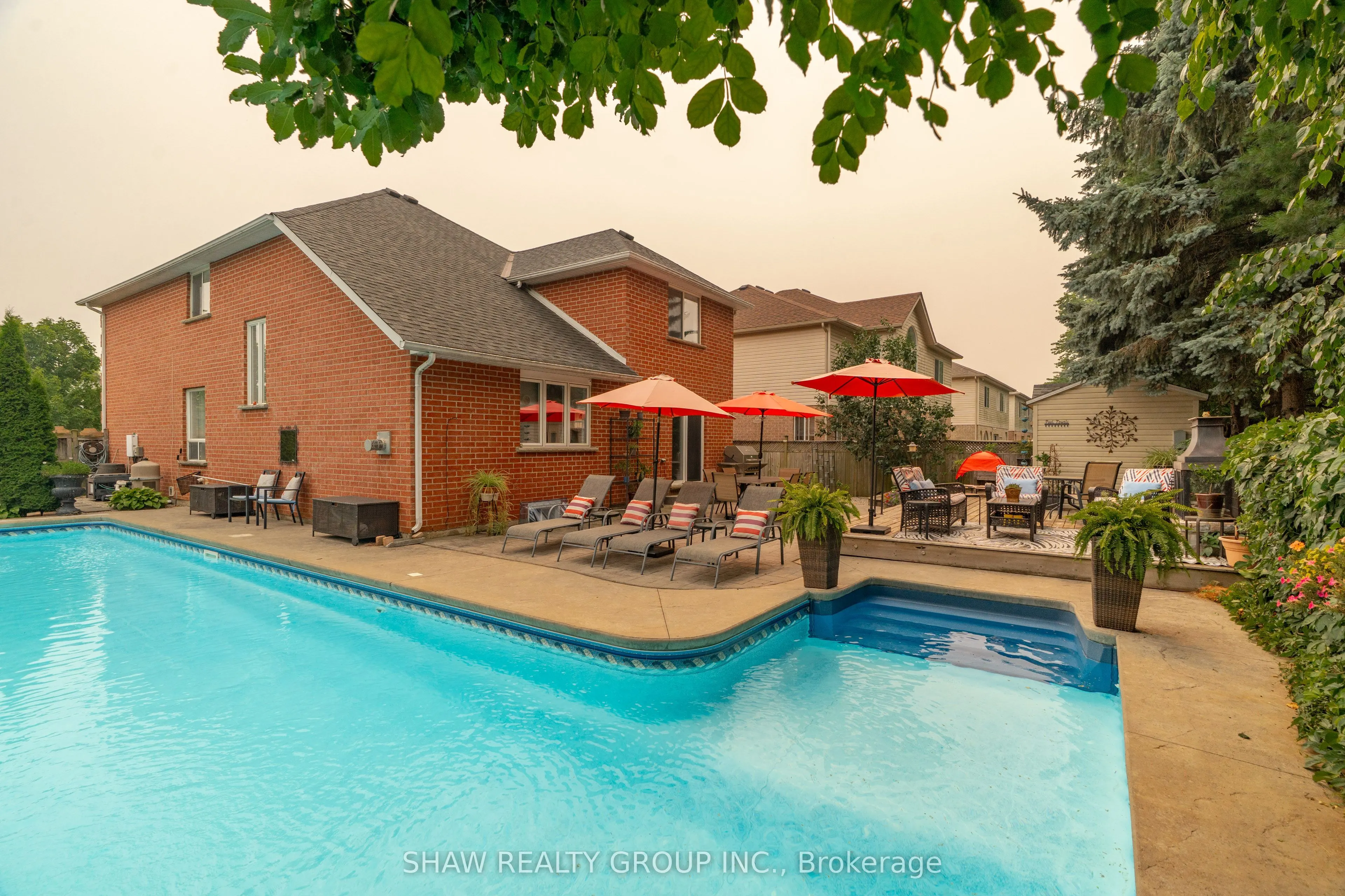 79 Beaverbrook Crescent