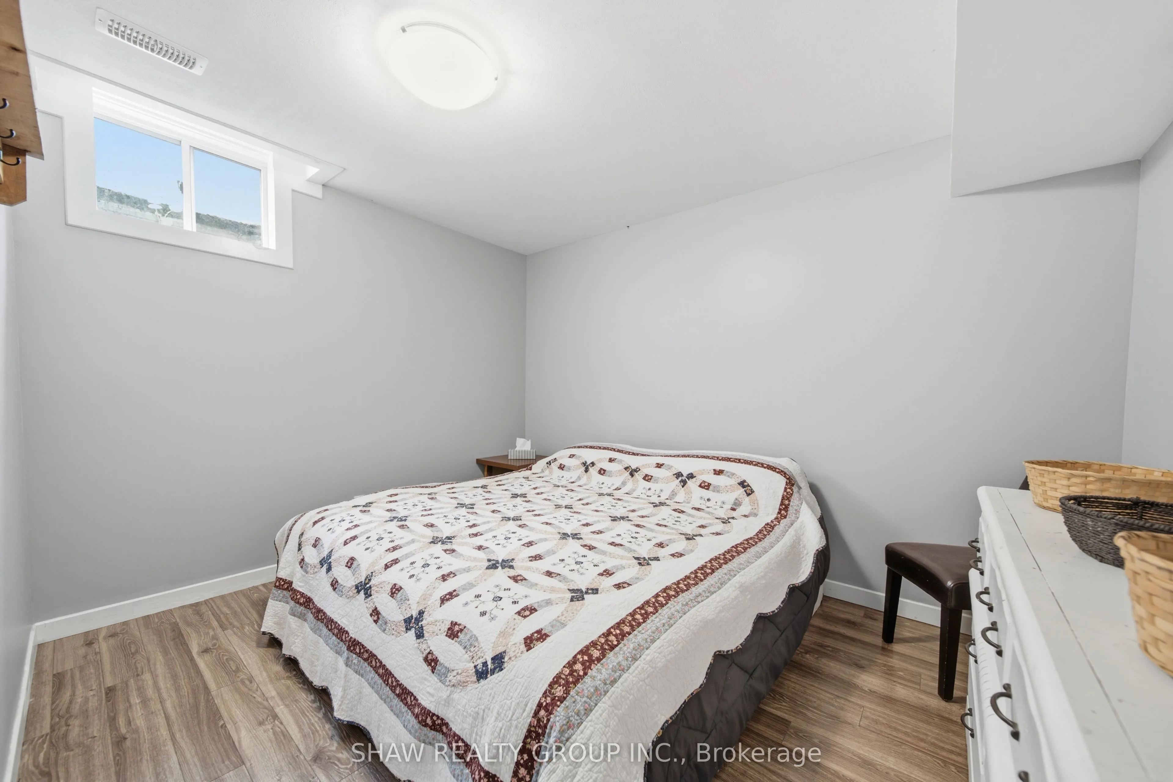 79 Beaverbrook Crescent