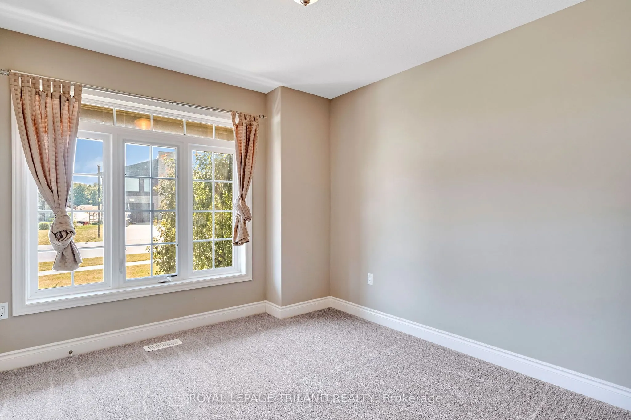 35 Cassie Crescent