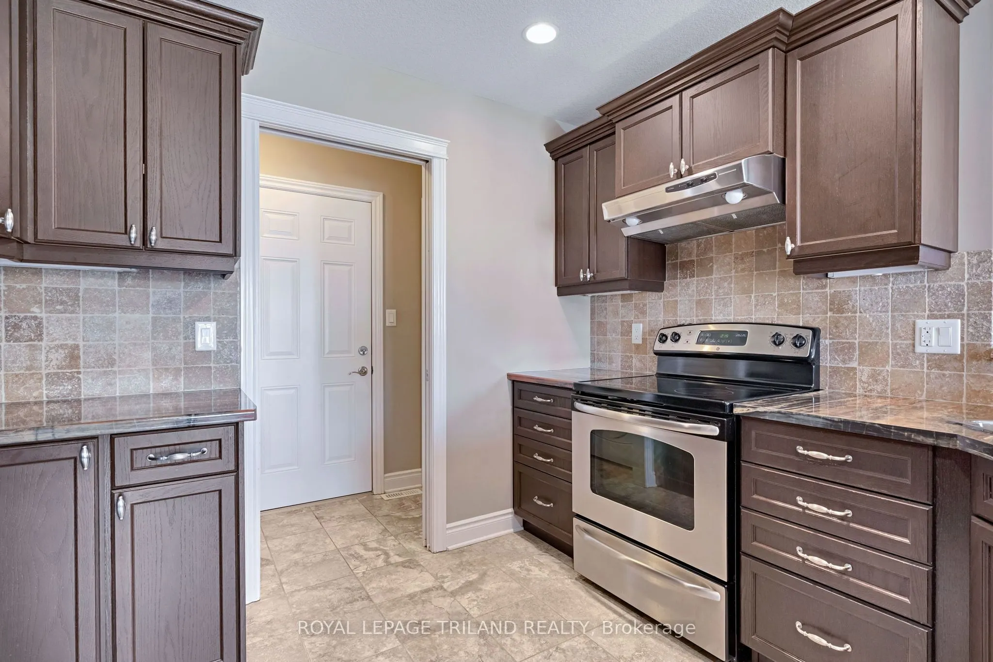 35 Cassie Crescent