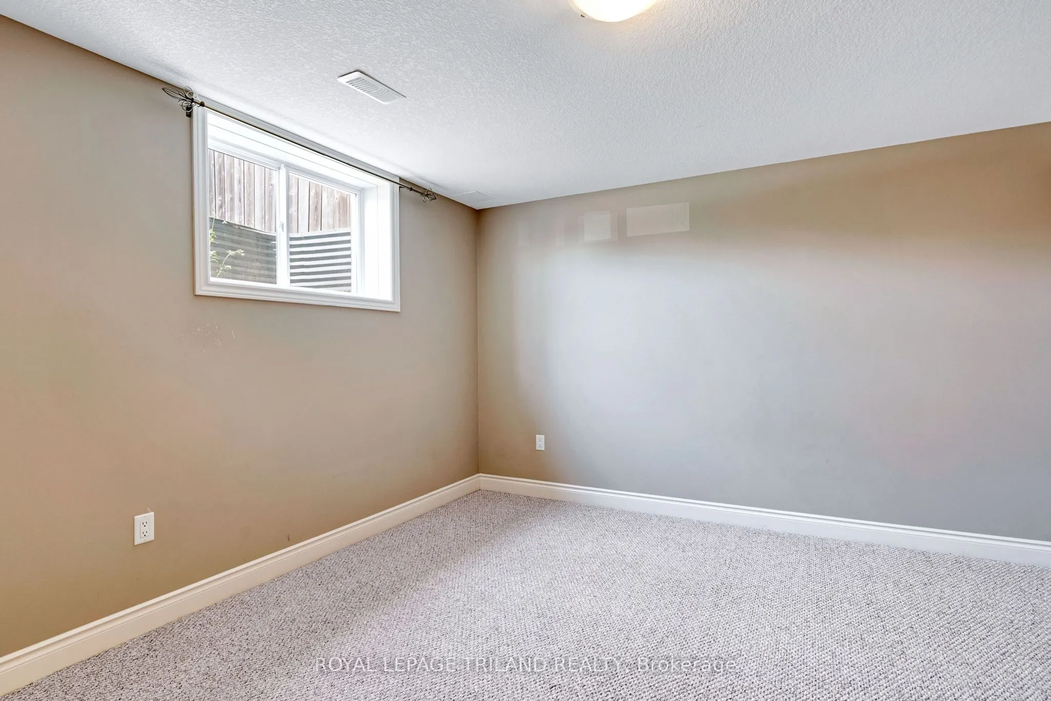 35 Cassie Crescent