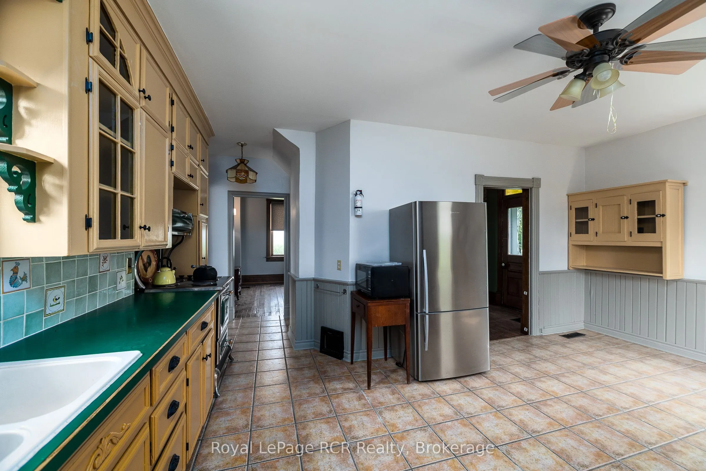 611808 Southgate Sideroad 61