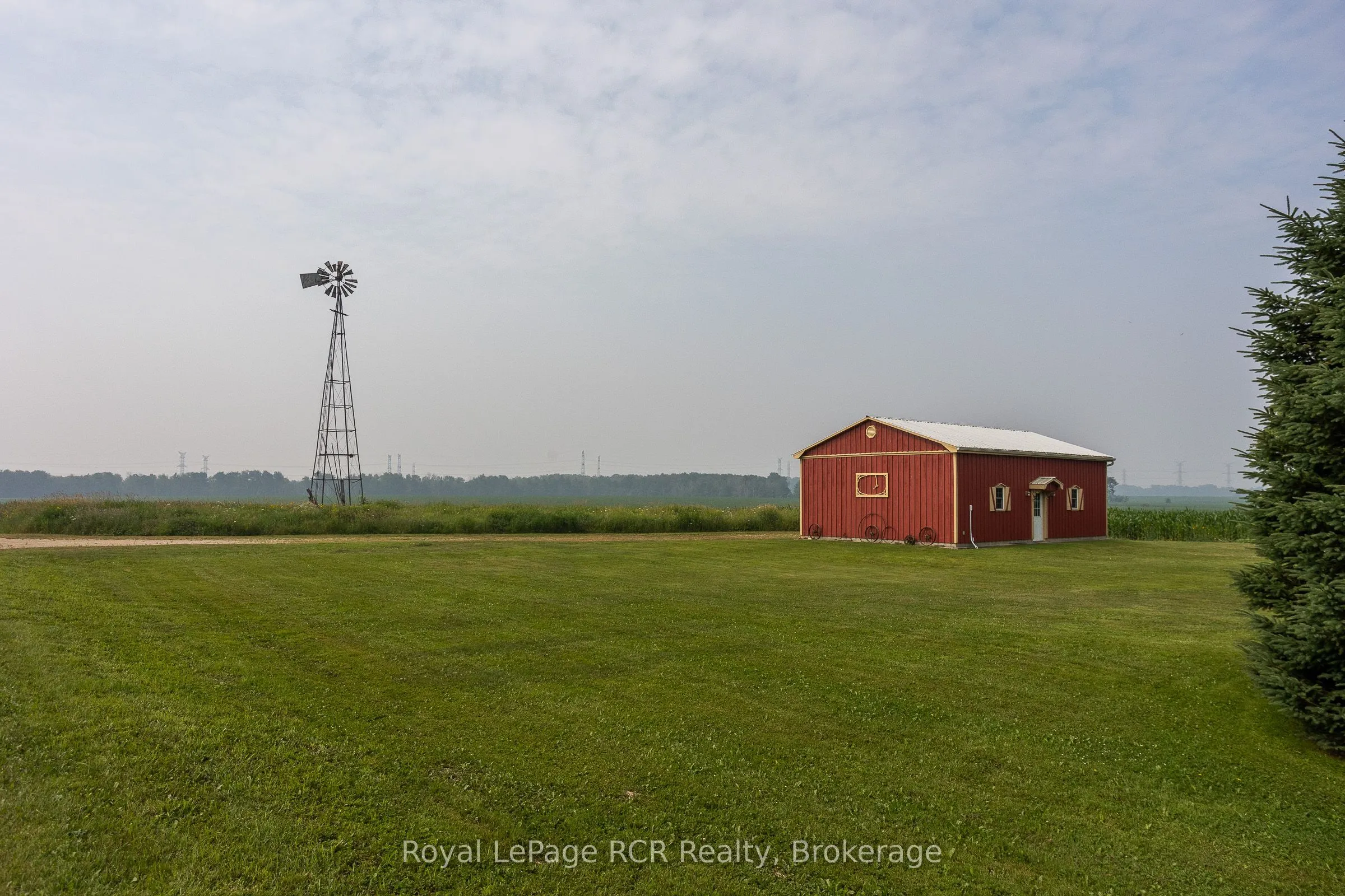 611808 Southgate Sideroad 61