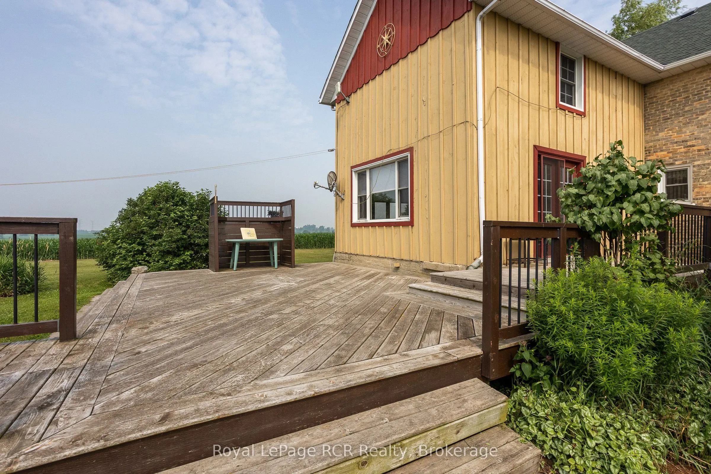611808 Southgate Sideroad 61