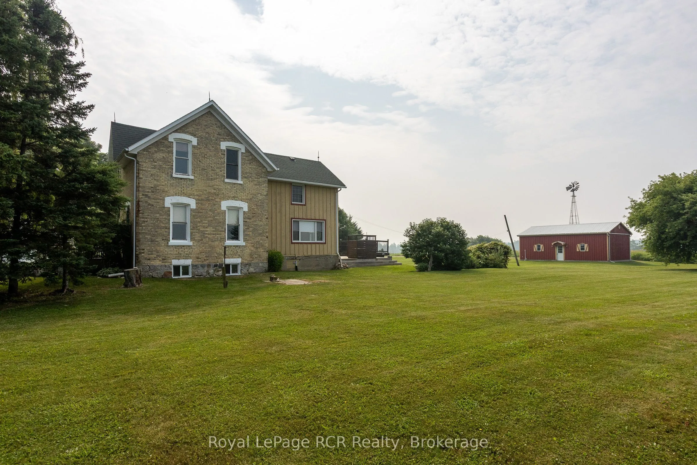 611808 Southgate Sideroad 61